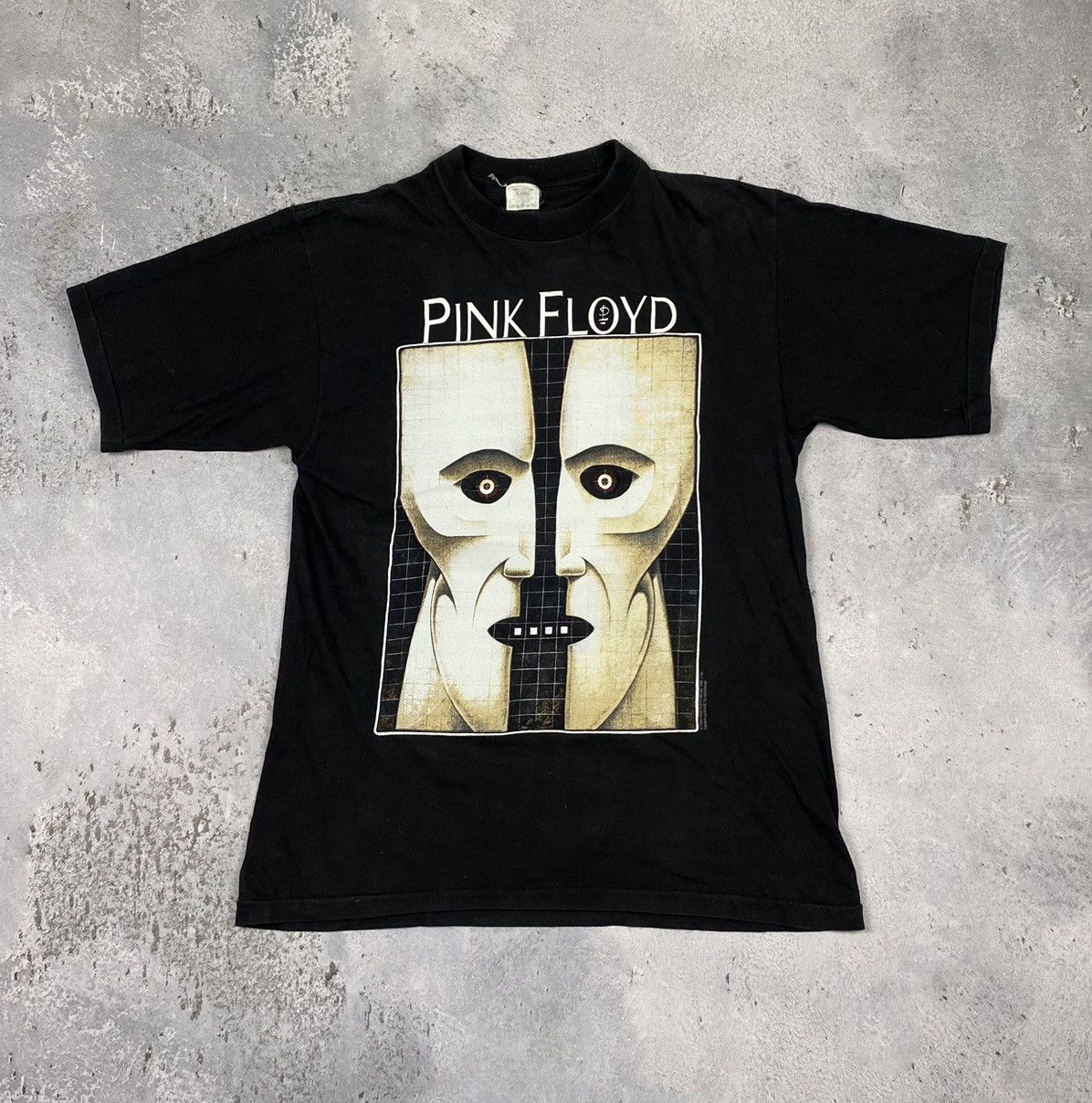 Band Tees Pink Floyd 1994 year t shirt very rare Size US XL / EU 56 / 4 - 1 Thumbnail