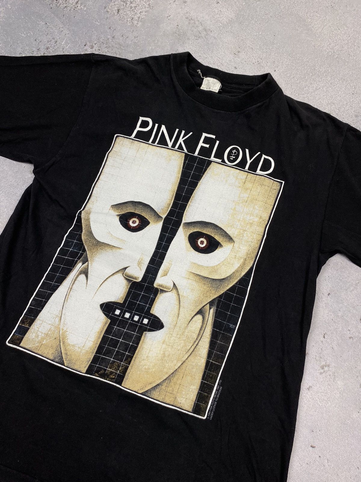 Band Tees Pink Floyd 1994 year t shirt very rare Size US XL / EU 56 / 4 - 3 Thumbnail