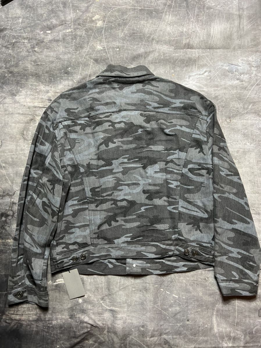 Balenciaga Balenciaga Camo Denim Jacket Size US M / EU 48-50 / 2 - 2 Thumbnail