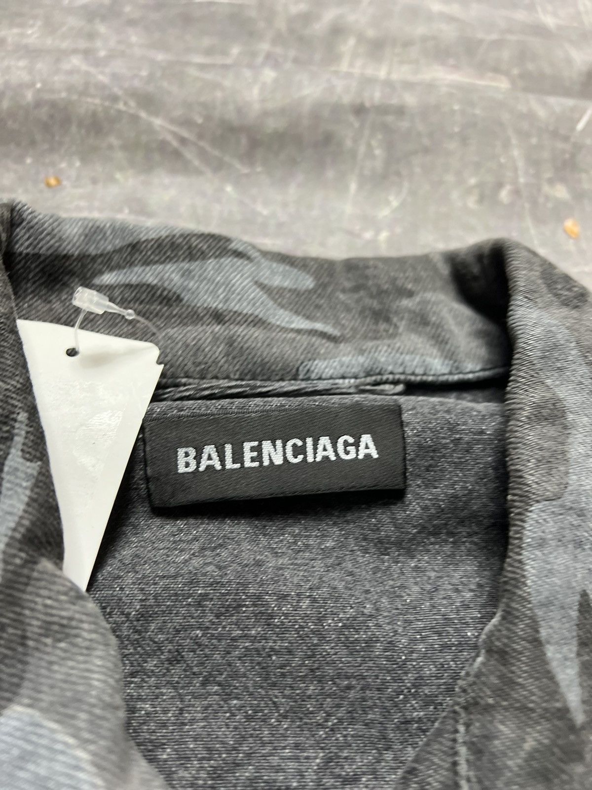 Balenciaga Balenciaga Camo Denim Jacket Size US M / EU 48-50 / 2 - 8 Thumbnail
