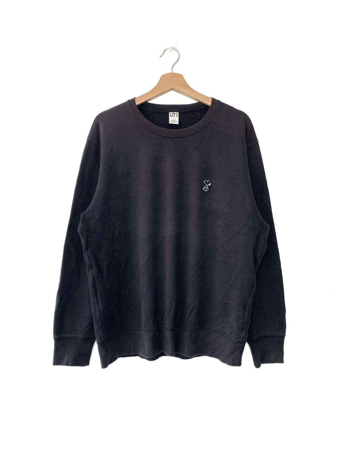 Kaws × Peanuts Kaws x Peanuts Small Logo Crewneck Sweatshirt Size US XL / EU 56 / 4 - 1 Thumbnail