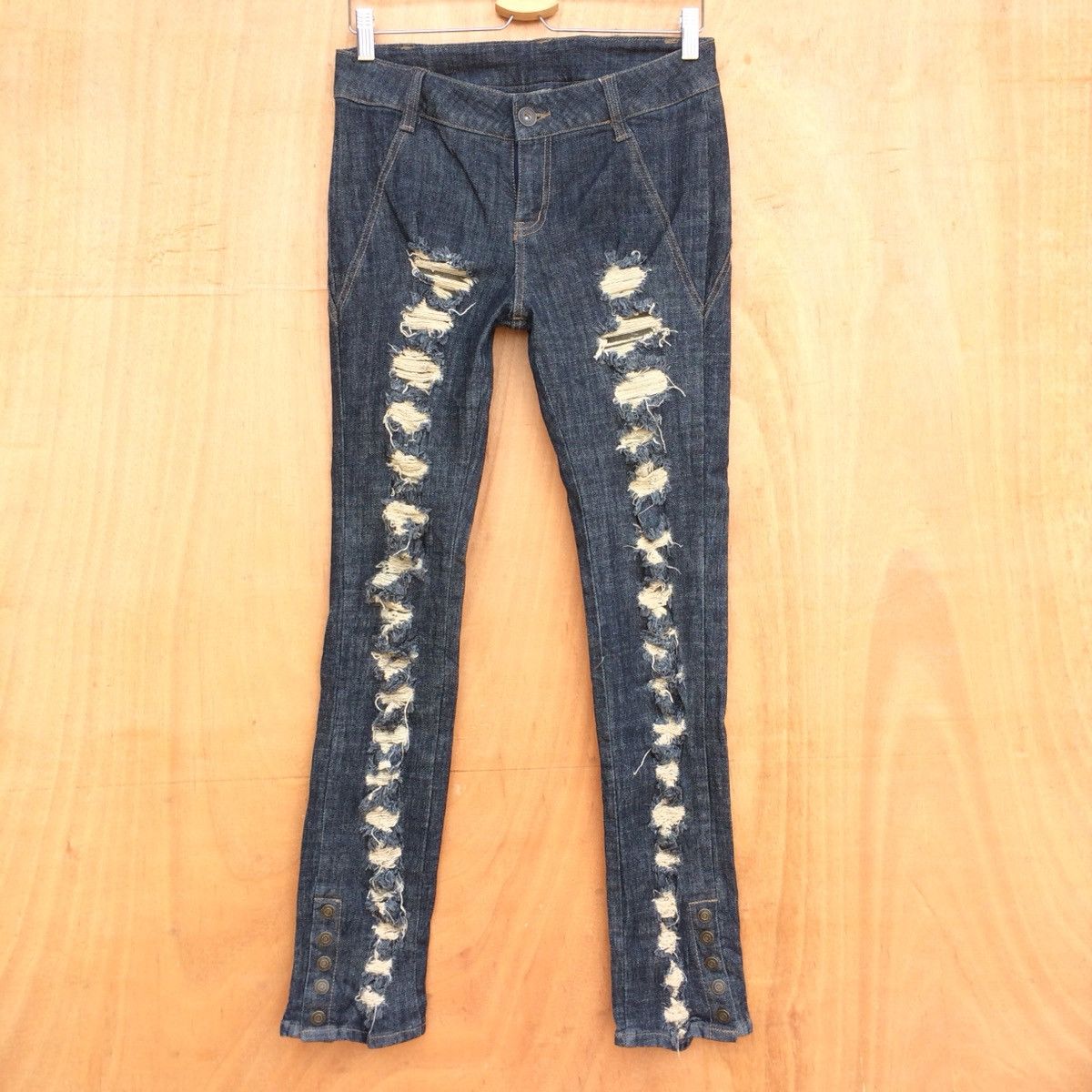 Japanese Brand Distressed Ripped Denim Japanese Brand Skinny women Size 29" - 1 Thumbnail