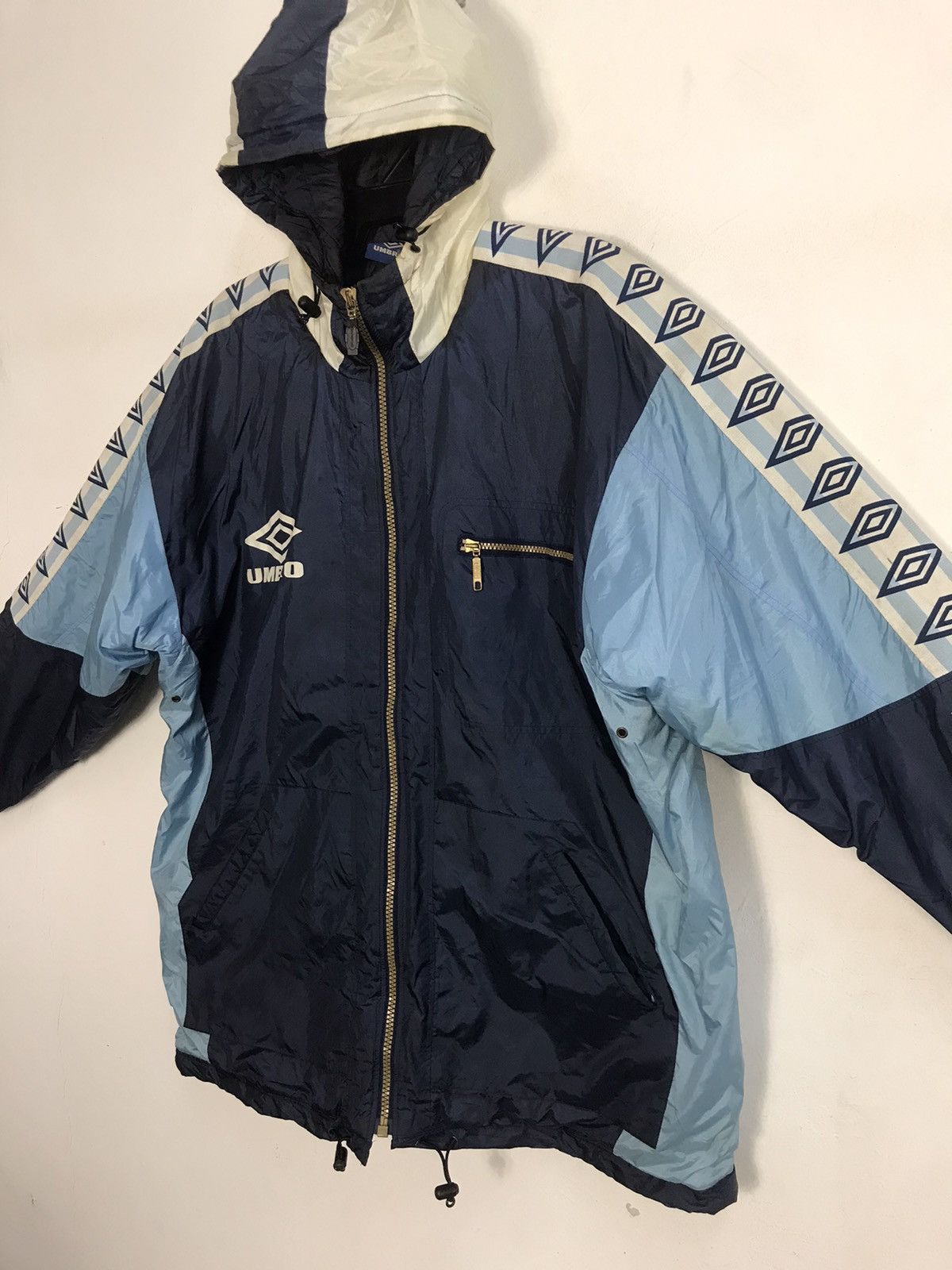 Umbro Umbro Coach Padded Quilted Inner Jacket Winter Size US XXL / EU 58 / 5 - 2 Thumbnail