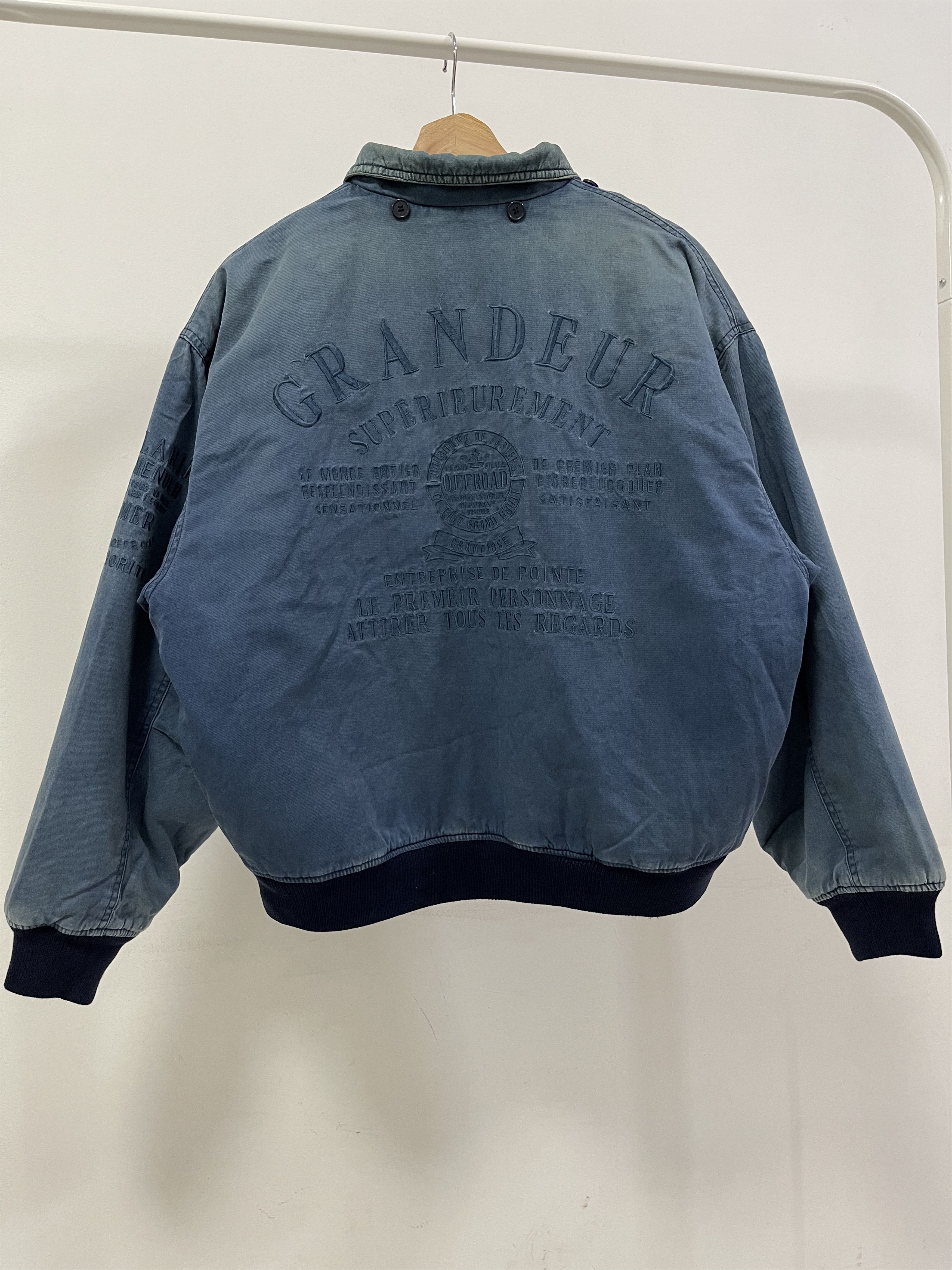 Japanese Brand Vintage Outdoor Off Road Embroidery Bomber jacket Sun Faded Size US L / EU 52-54 / 3 - 1 Thumbnail