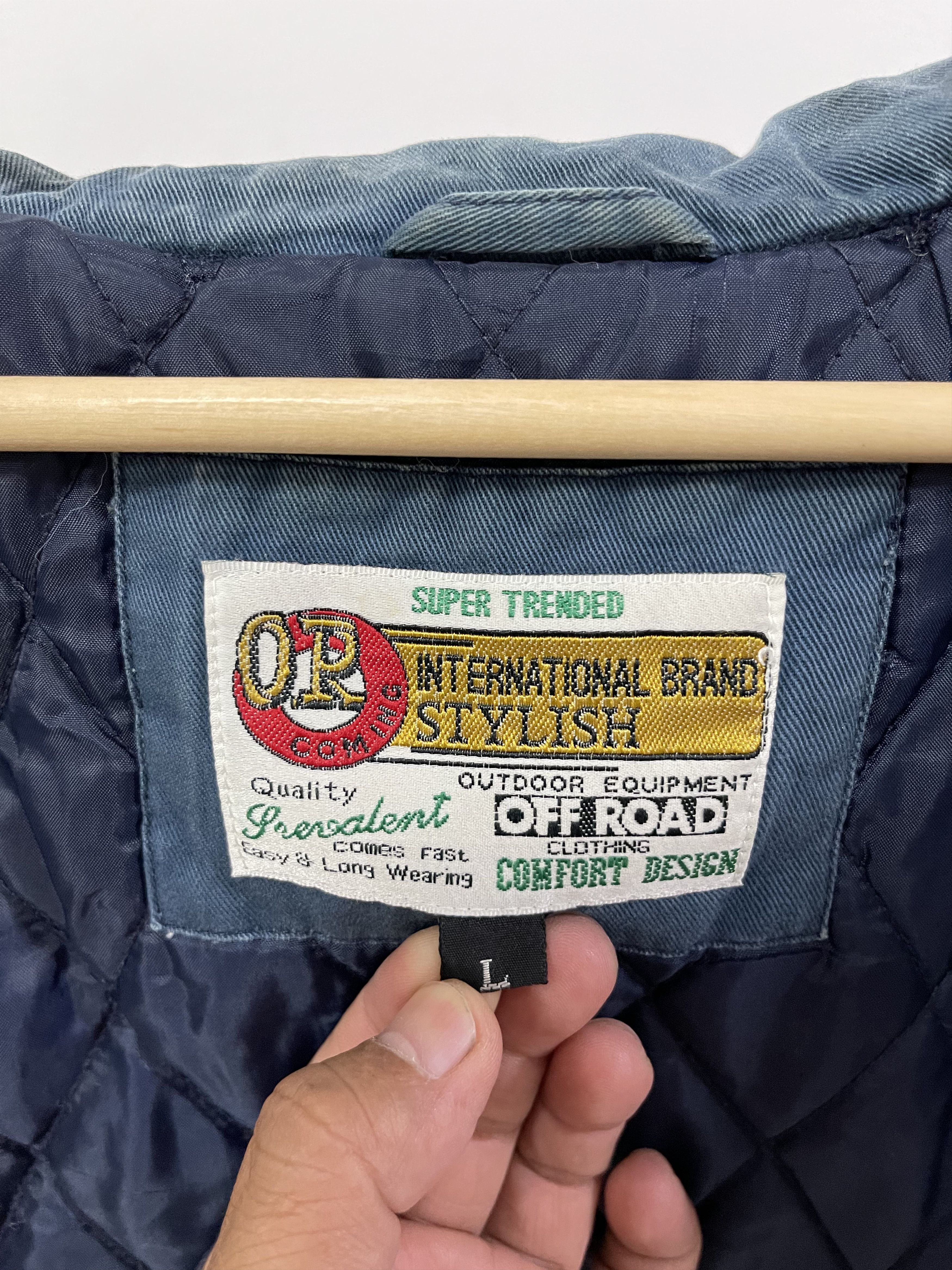 Japanese Brand Vintage Outdoor Off Road Embroidery Bomber jacket Sun Faded Size US L / EU 52-54 / 3 - 11 Thumbnail