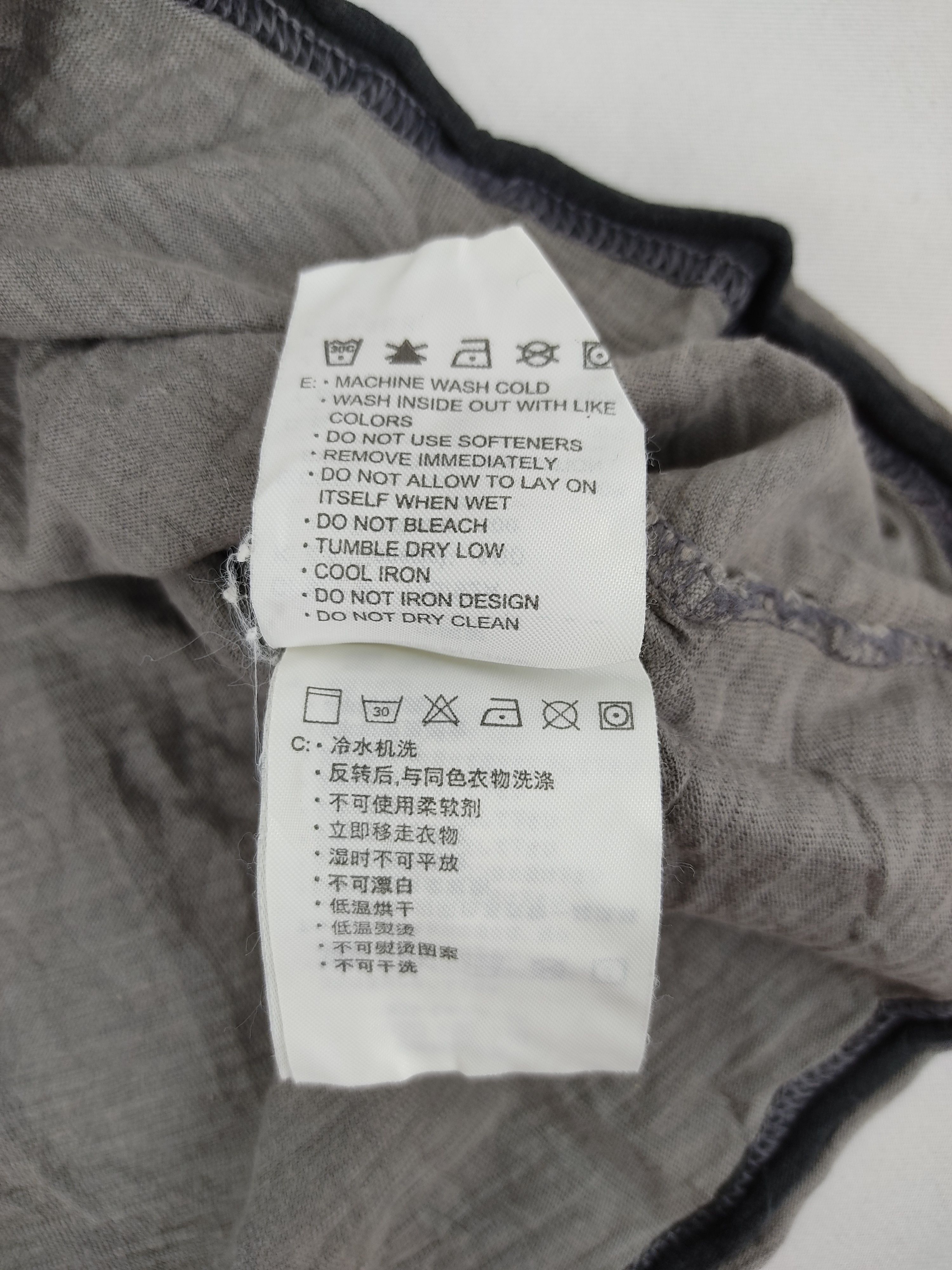 Nike Vintage Nike Air Swoosh Small Logo Spell Out Nice Design Size US L / EU 52-54 / 3 - 5 Thumbnail