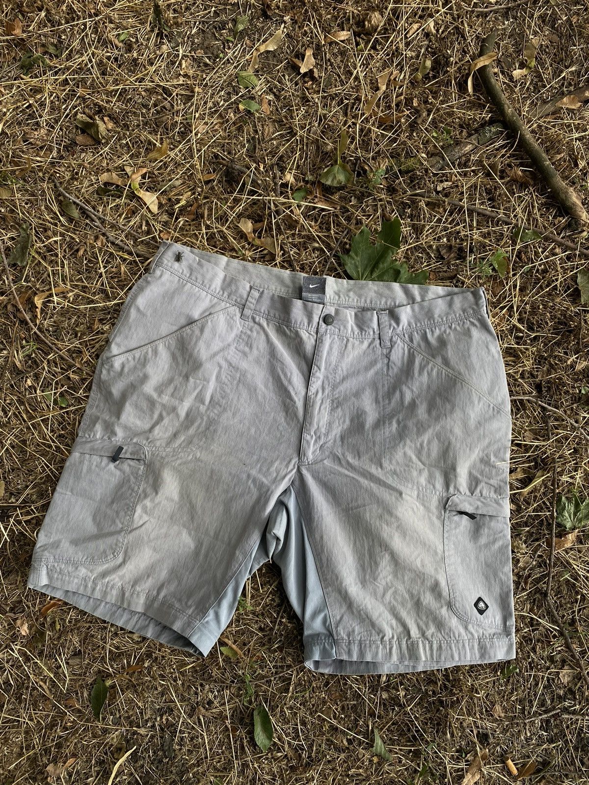 Nike ACG × Vintage Mens Vintage Nike ACG shorts streetwear y2k rare drill drip Size US 38 / EU 54 - 1 Thumbnail