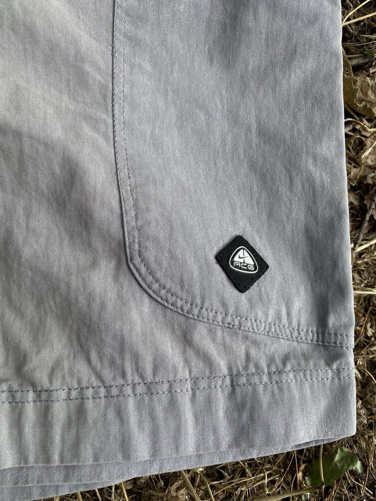 Nike ACG × Vintage Mens Vintage Nike ACG shorts streetwear y2k rare drill drip Size US 38 / EU 54 - 5 Thumbnail