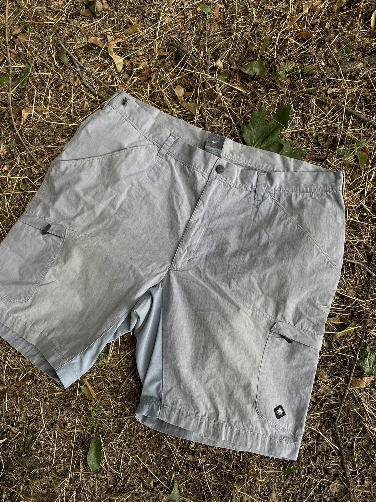 Nike ACG × Vintage Mens Vintage Nike ACG shorts streetwear y2k rare drill drip Size US 38 / EU 54 - 2 Thumbnail