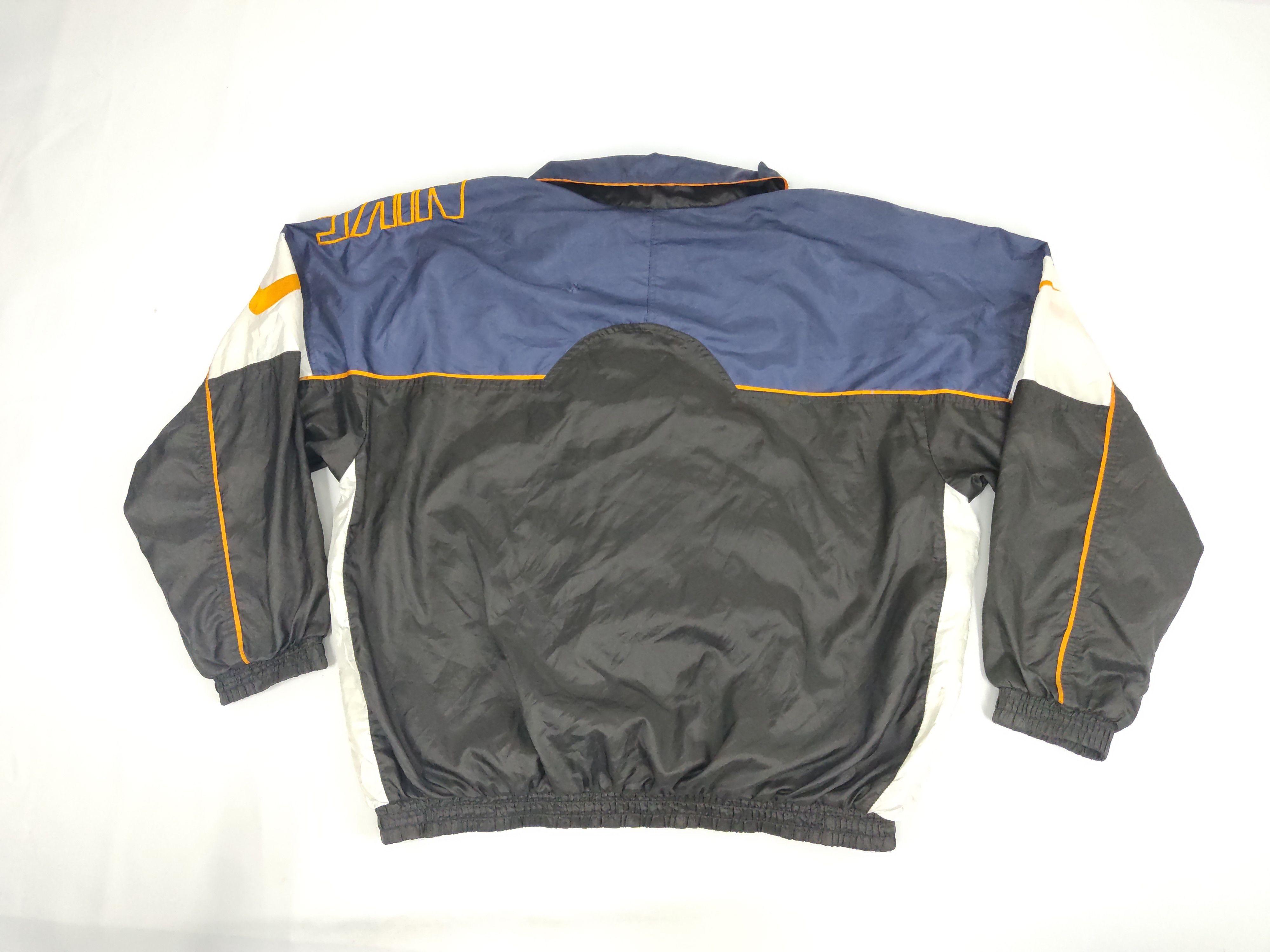 Nike × Vintage Vintage 90s Nike Jacket Hiking Zipper Outdoor Sportswear Size US L / EU 52-54 / 3 - 3 Thumbnail