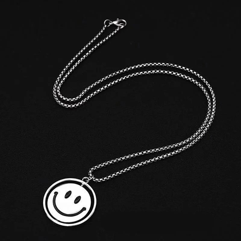 Jewelry Rotating Smiley Pendant Necklace Size ONE SIZE - 2 Thumbnail