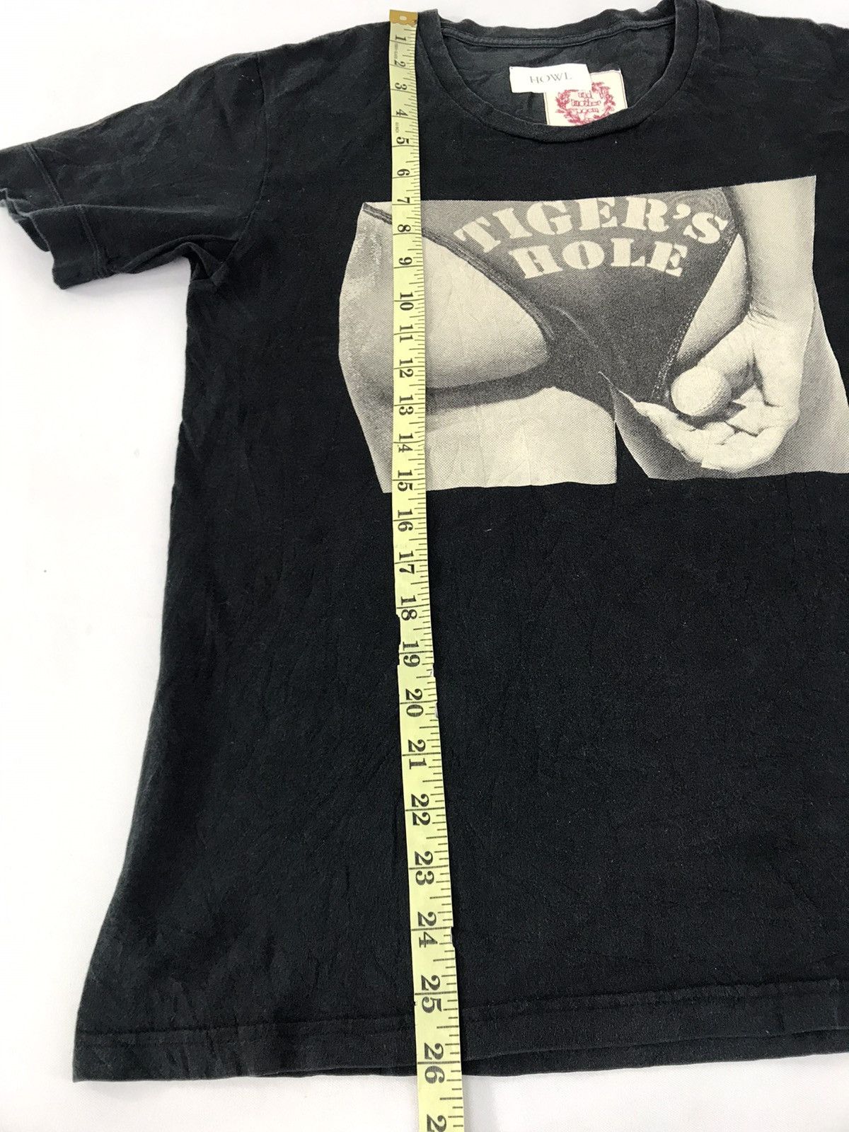 Japanese Brand Howl And Another Poem Tiger's Hole Sexy Girl Graphic Tee Size US M / EU 48-50 / 2 - 9 Thumbnail
