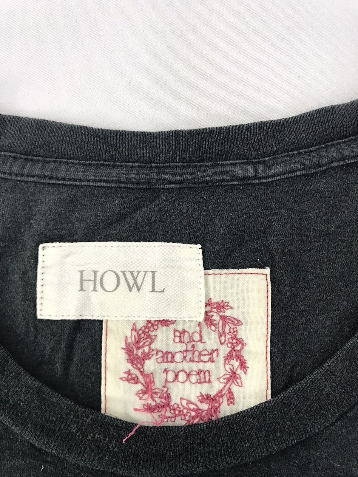 Japanese Brand Howl And Another Poem Tiger's Hole Sexy Girl Graphic Tee Size US M / EU 48-50 / 2 - 3 Thumbnail