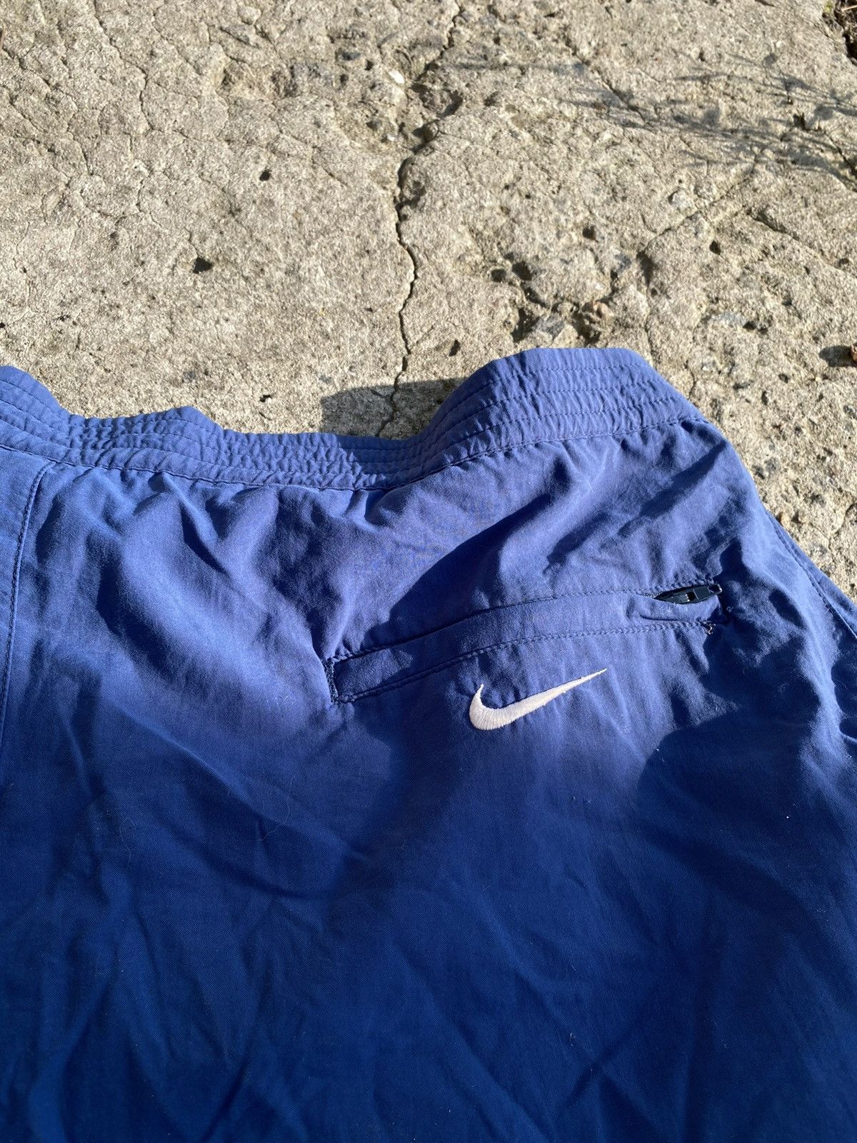 Nike ACG × Vintage Mens Vintage Nike shorts swoosh logo streetwear rare y2k Size US 36 / EU 52 - 7 Thumbnail