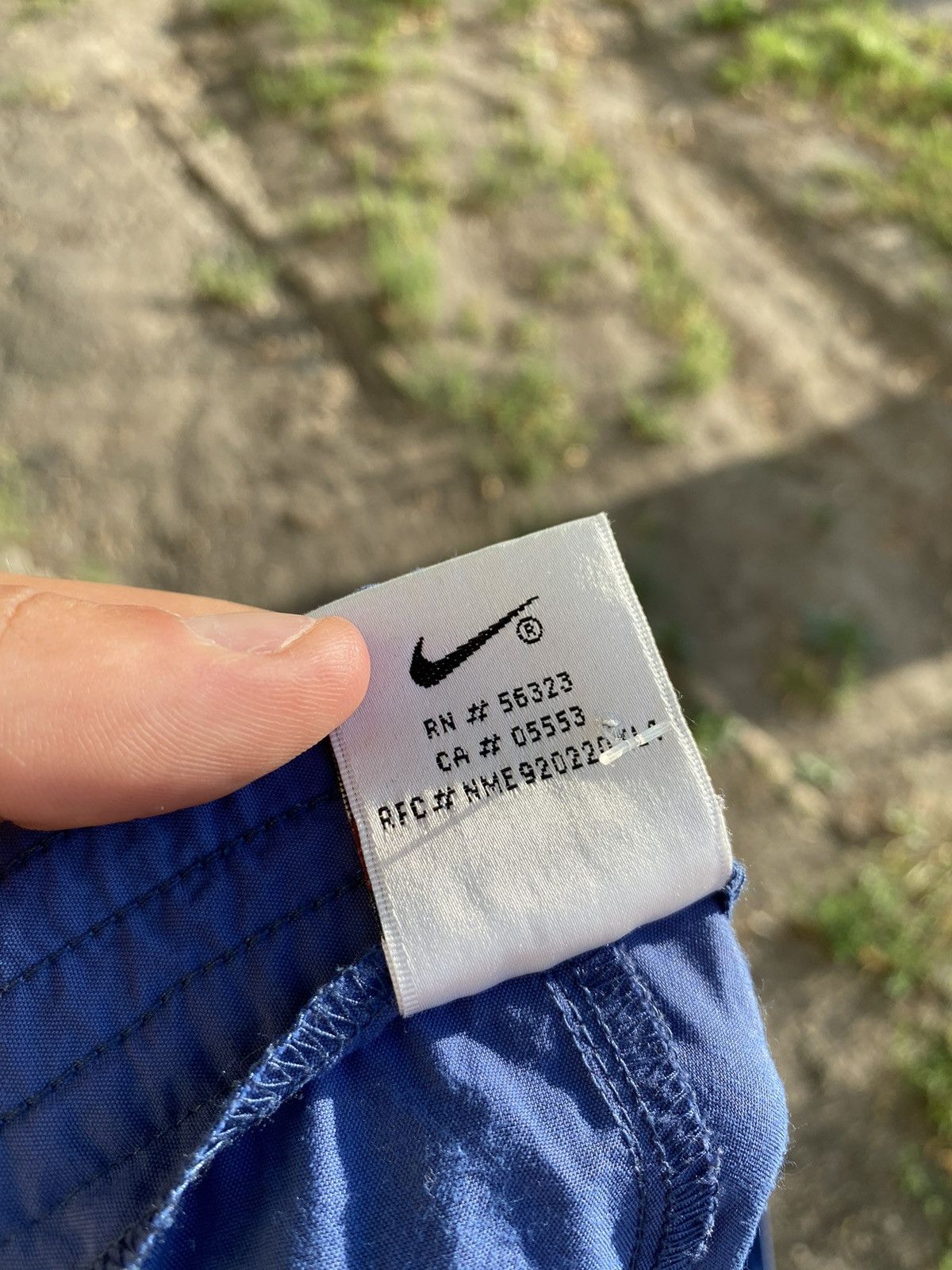 Nike ACG × Vintage Mens Vintage Nike shorts swoosh logo streetwear rare y2k Size US 36 / EU 52 - 9 Thumbnail