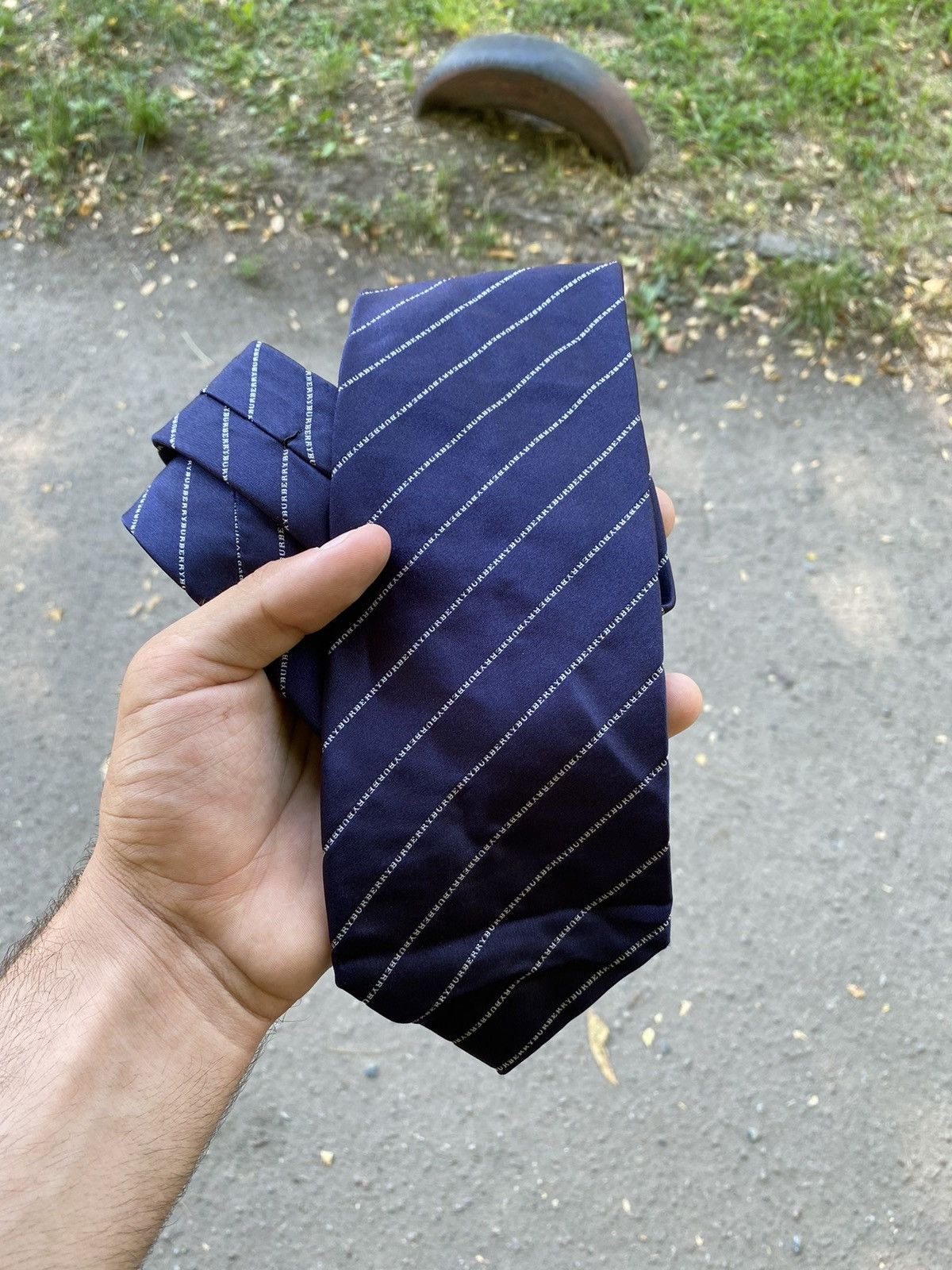 Burberry × Vintage Mens Vintage Burberry London tie silk Rare monogram Size ONE SIZE - 1 Thumbnail