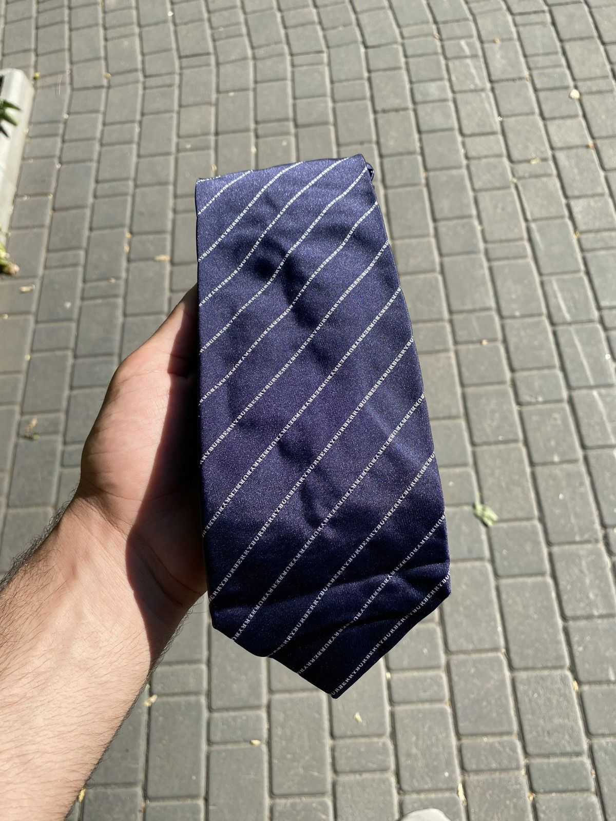 Burberry × Vintage Mens Vintage Burberry London tie silk Rare monogram Size ONE SIZE - 7 Thumbnail