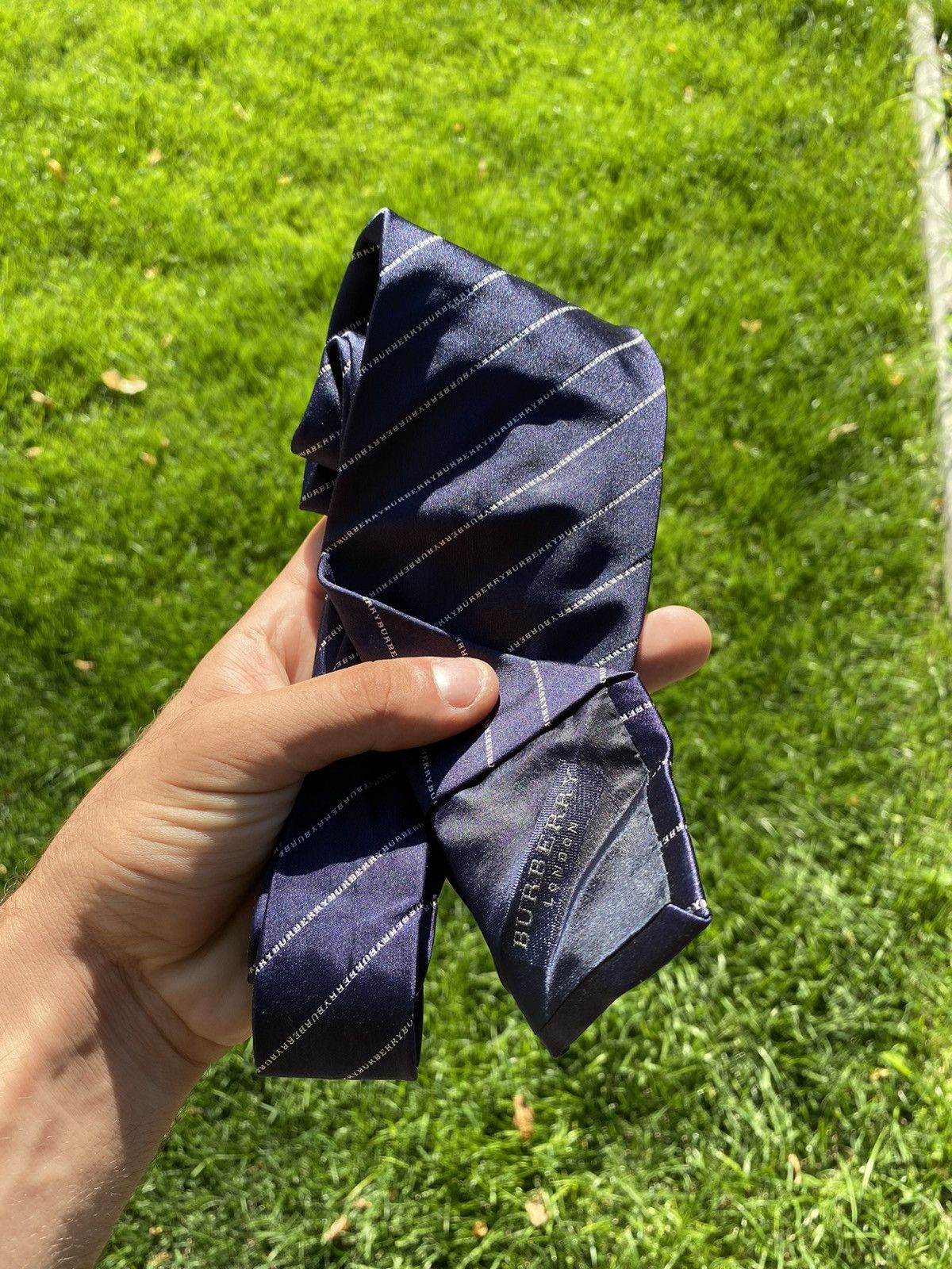 Burberry × Vintage Mens Vintage Burberry London tie silk Rare monogram Size ONE SIZE - 8 Thumbnail
