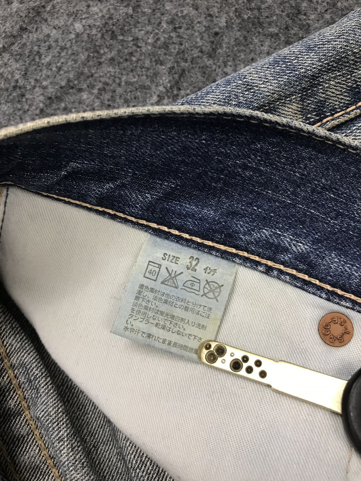 Levi's Levi’s Lvc 502 Blue Denim Jeans Distressed Closed Pockets Size US 32 / EU 48 - 20 Thumbnail