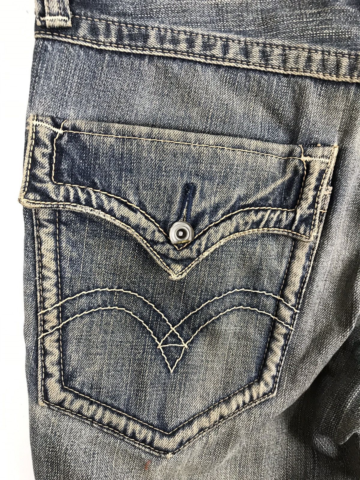 Levi's Levi’s Lvc 502 Blue Denim Jeans Distressed Closed Pockets Size US 32 / EU 48 - 6 Thumbnail