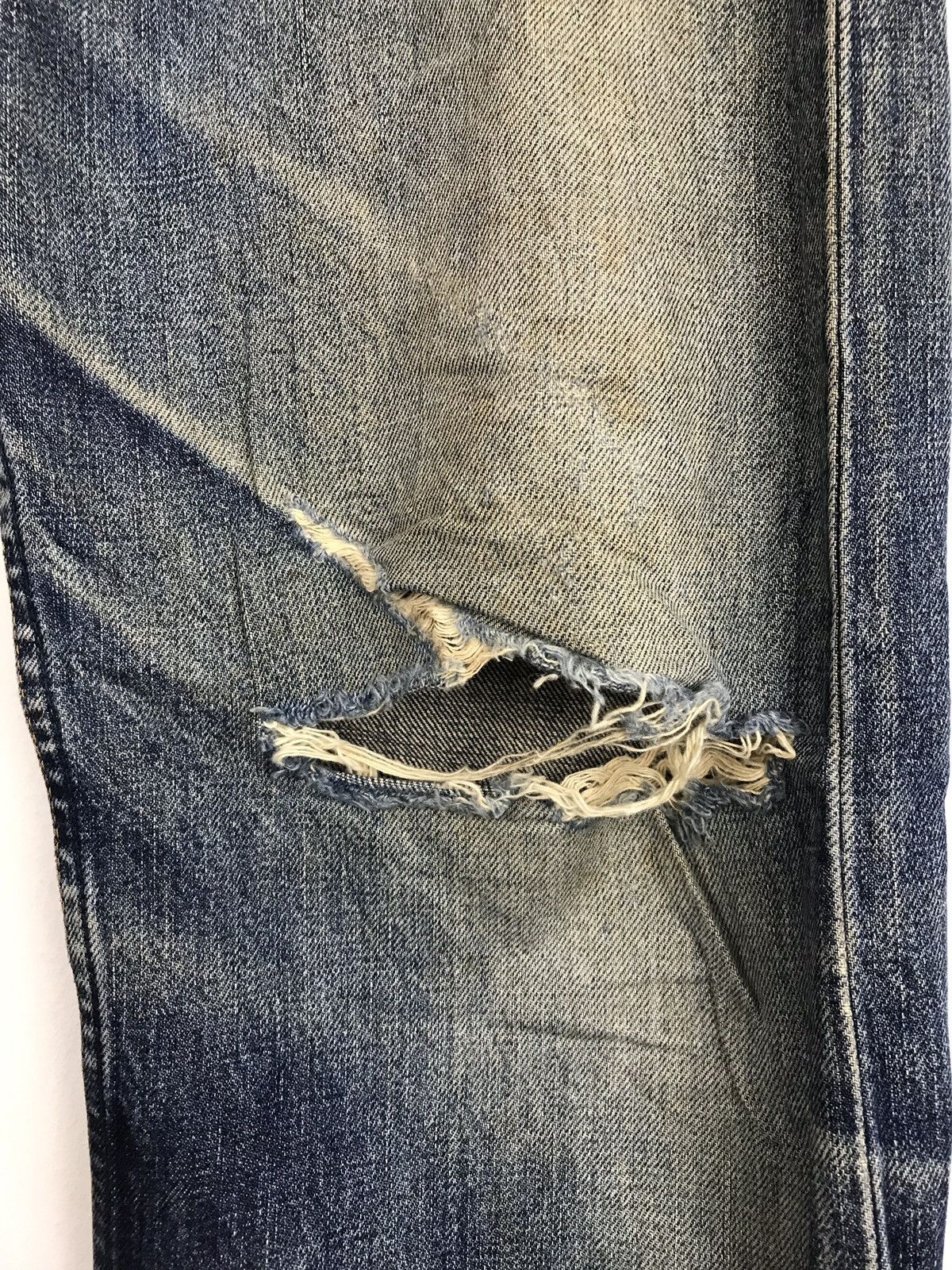 Levi's Vintage Clothing Levi’s 503 Blue Denim Jeans Pant Hype Distressed Size US 30 / EU 46 - 10 Thumbnail
