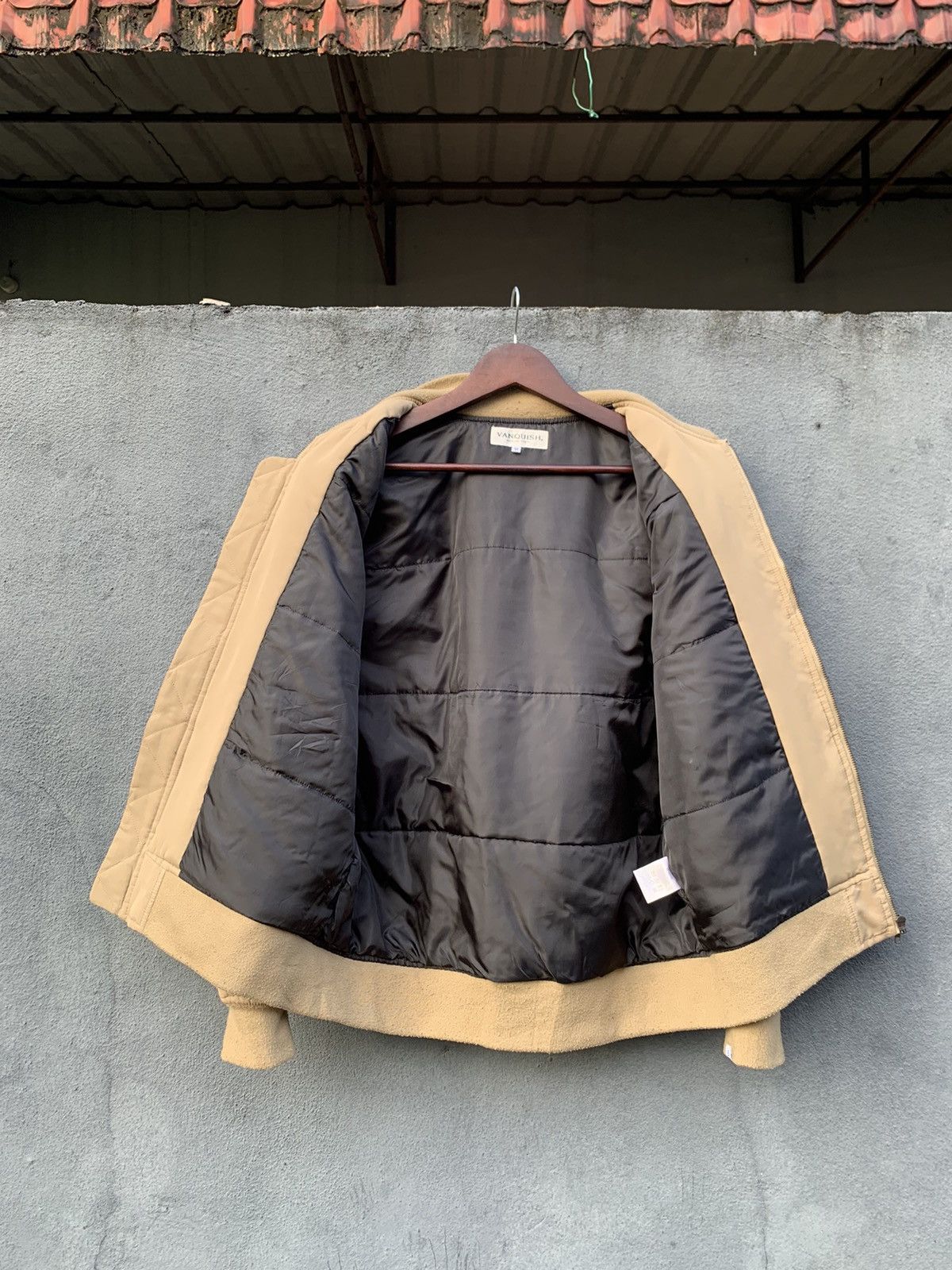 Vanquish 👹VANQUISH JAPAN SHIBUYA TOKYO BOMBER JACKET Size US M / EU 48-50 / 2 - 6 Thumbnail
