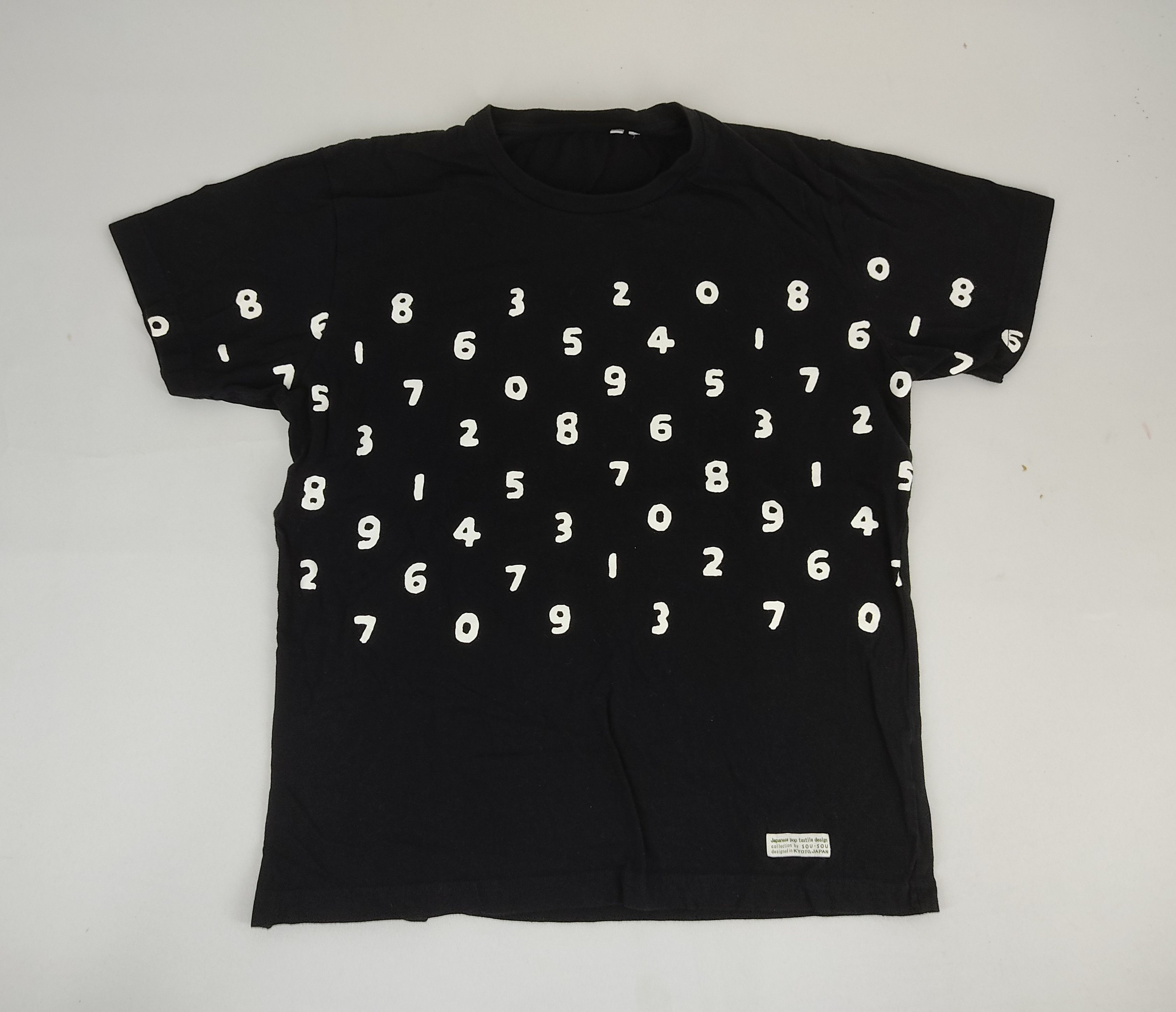 Japanese Brand Uniqlo X Sou Sou Japanese Pop Textile Collection Tee Size US S / EU 44-46 / 1 - 1 Thumbnail