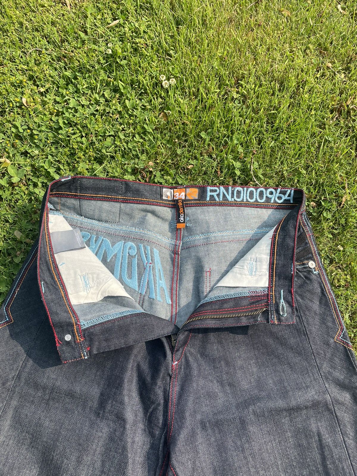 Akademiks Vintage Y2K Akademiks Baggy Embroidered Denim Jean Shorts Size US 34 / EU 50 - 9 Thumbnail