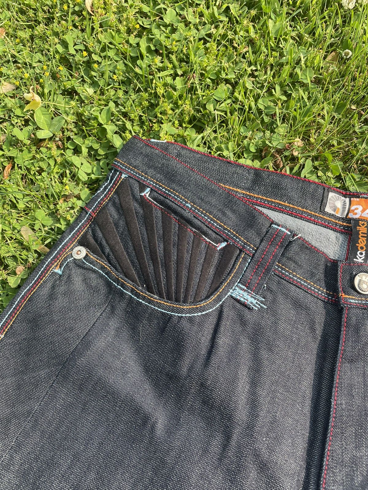 Akademiks Vintage Y2K Akademiks Baggy Embroidered Denim Jean Shorts Size US 34 / EU 50 - 8 Thumbnail