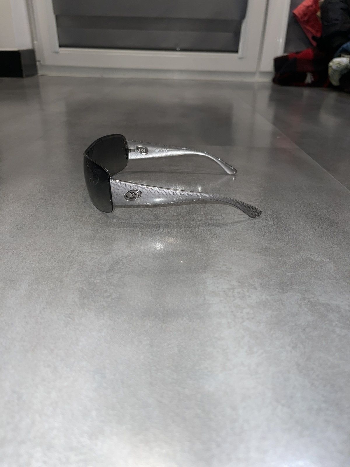 Other Killer Loop KL3206 102/11 Silver Shield Sunglasses Size ONE SIZE - 5 Thumbnail