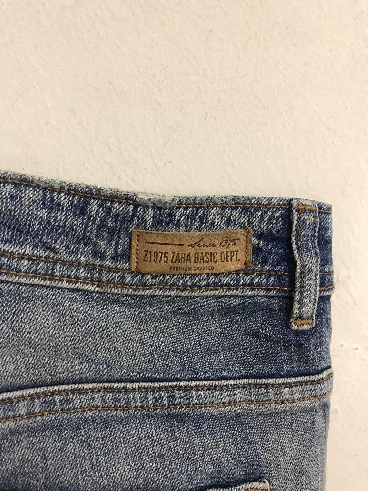 Vintage × Zara Vintage Zara Basic Z1975 Straight Cut Pearl Style Pants Size US 29 - 5 Thumbnail