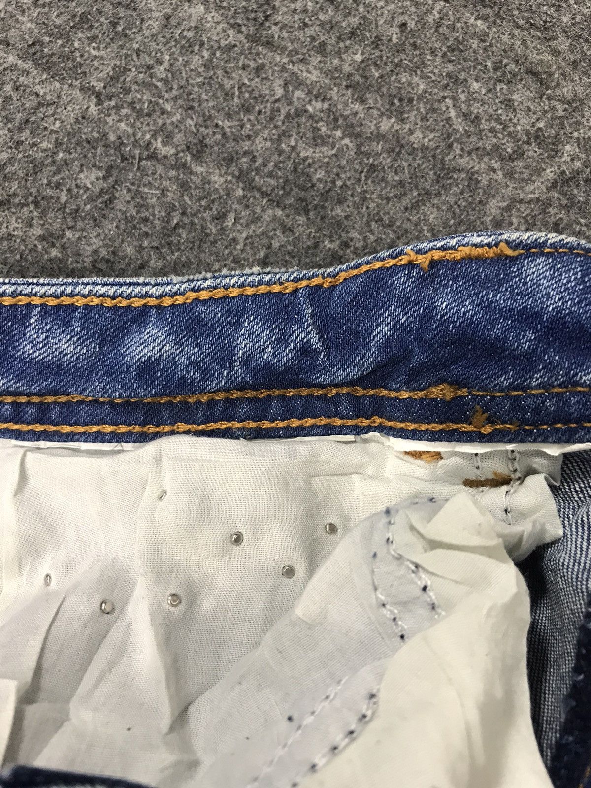 Vintage × Zara Vintage Zara Basic Z1975 Straight Cut Pearl Style Pants Size US 29 - 13 Thumbnail