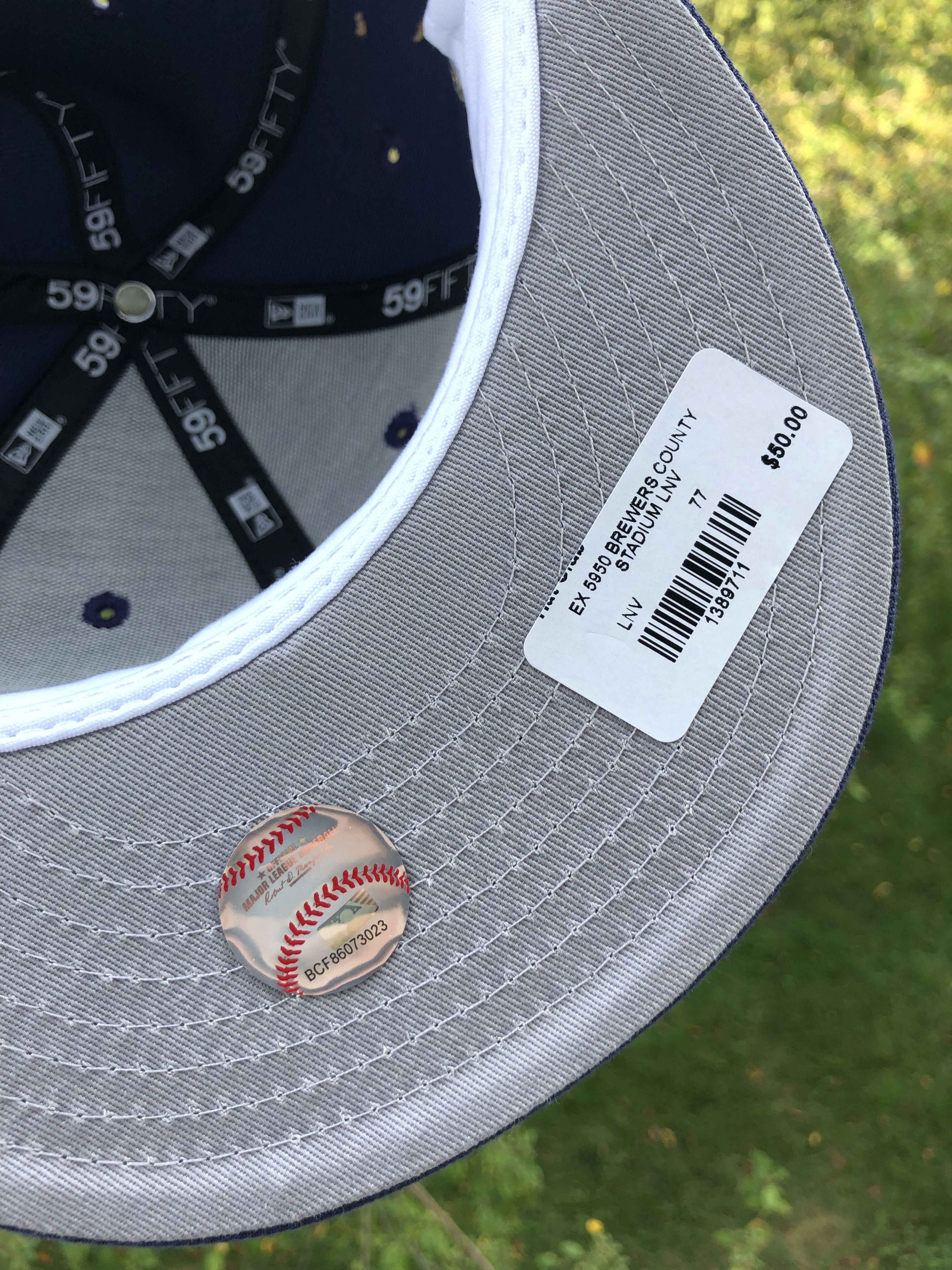 MLB 7 7/8 New Era Milwaukee Brewers Country Stadium Pat Fitted Size ONE SIZE - 3 Thumbnail