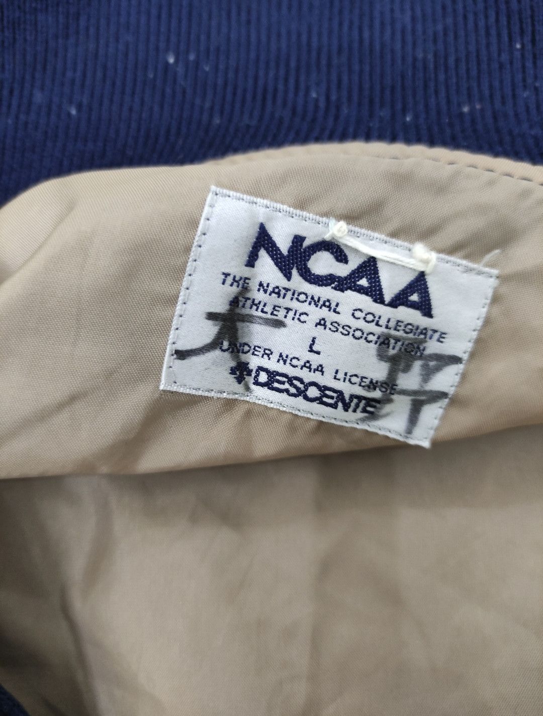 Descente × Japanese Brand Vintage NCAA Descente Japanese Brand Varsity Jacket Size US L / EU 52-54 / 3 - 8 Thumbnail