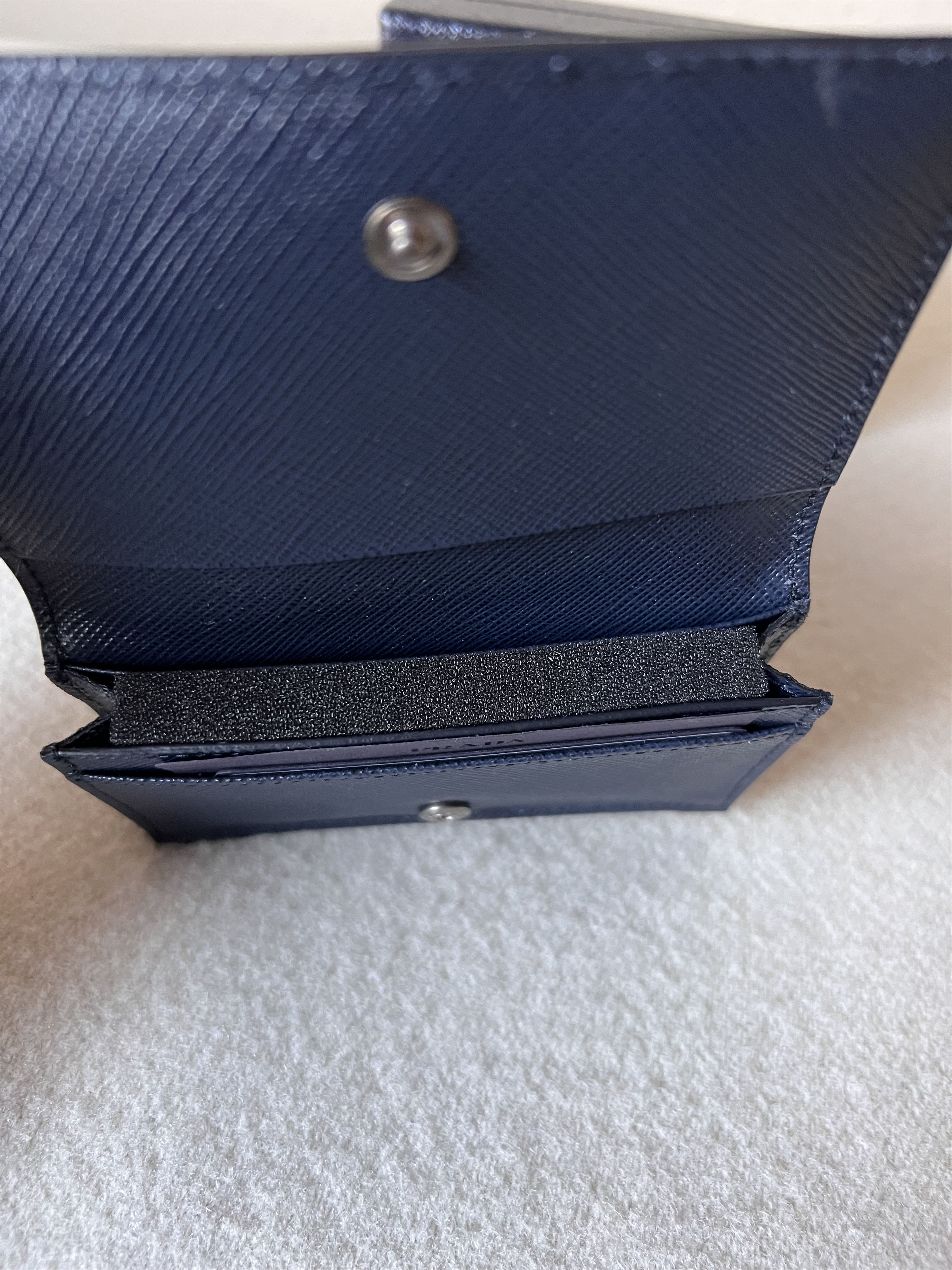Prada Prada Saffiano Leather Logo Wallet in Black Size ONE SIZE - 5 Thumbnail