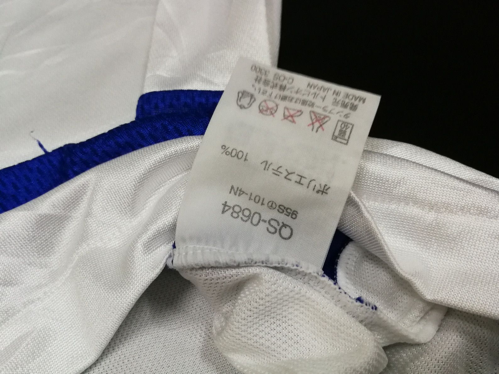 Le Coq Sportif Vintage Le Coq Sportif Jersey Big Logo Spell Out Size US L / EU 52-54 / 3 - 4 Thumbnail