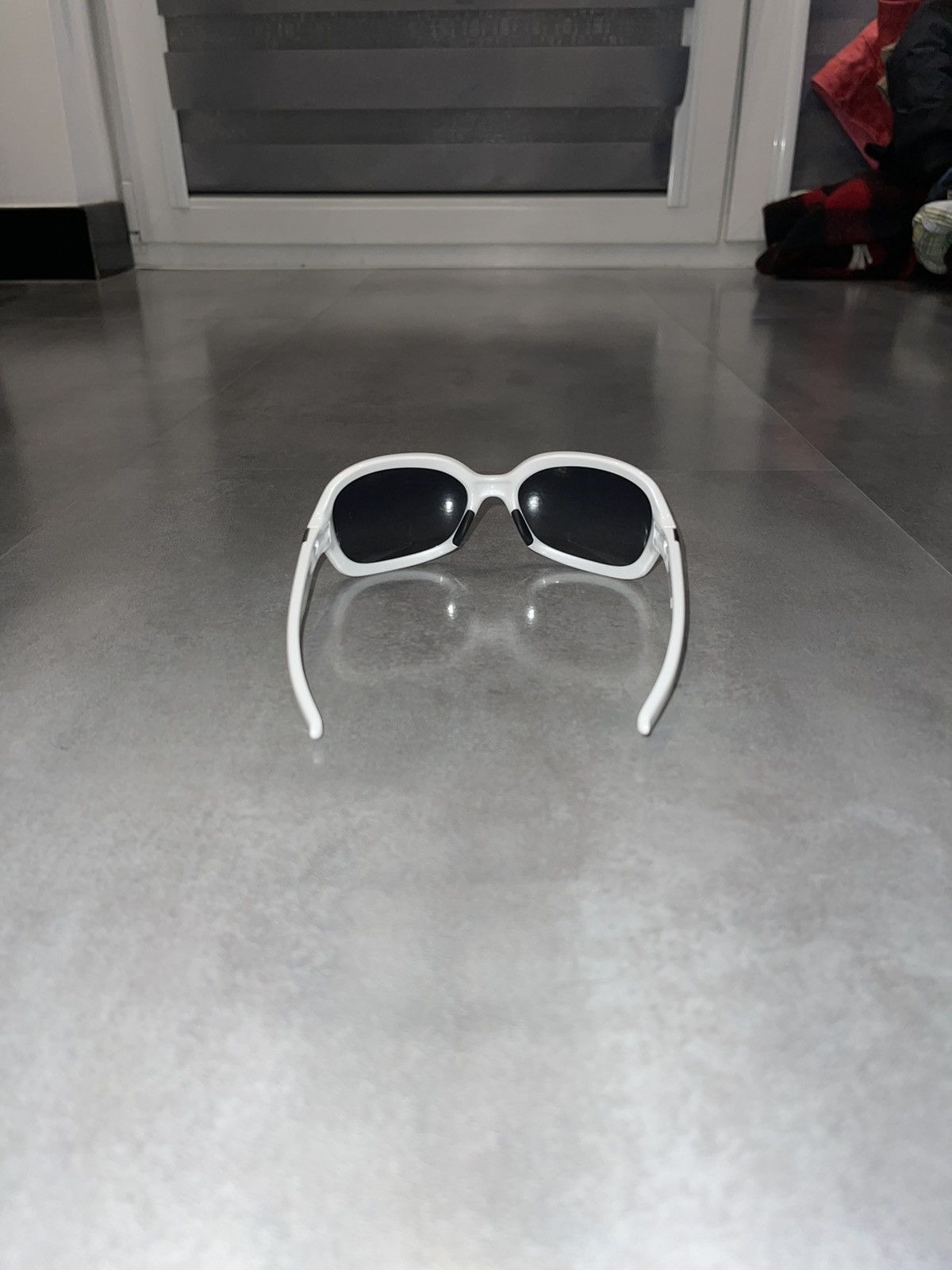 Oakley Oakley OO9198-15 "Pulse" White Sunglasses Size ONE SIZE - 8 Thumbnail