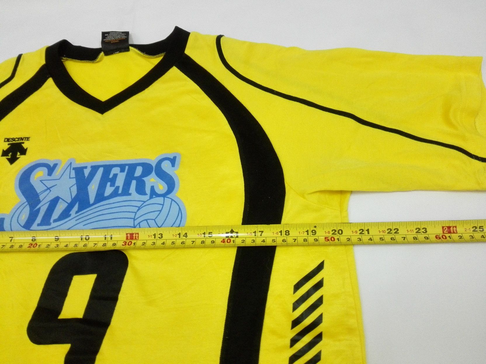 NBA × Vintage Vintage Sixers Andre Iguodala #9 Tee Jersey Size US L / EU 52-54 / 3 - 7 Thumbnail