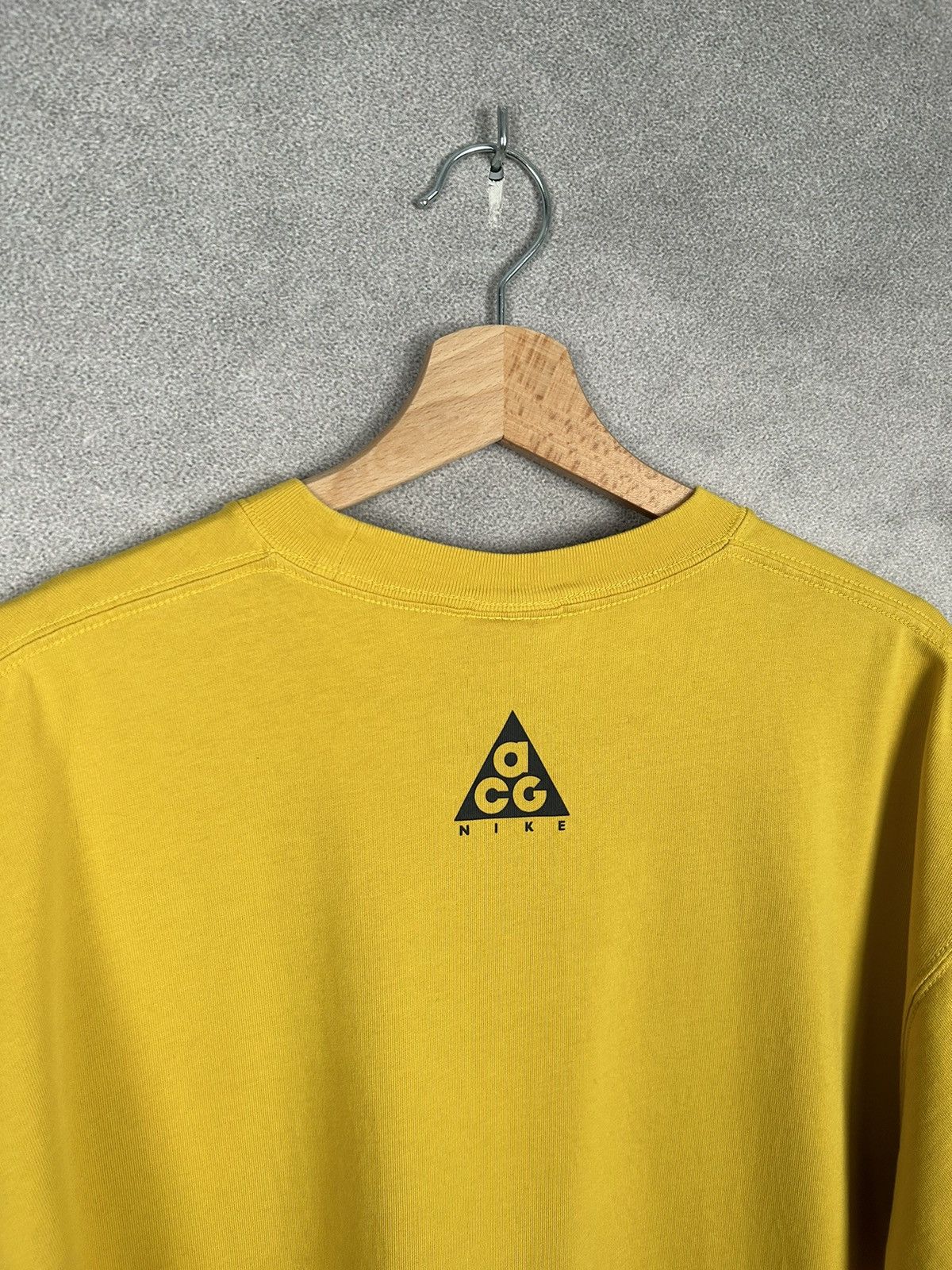 Nike Nike ACG Graphic Tee Ultra Rare Outdoor Size US L / EU 52-54 / 3 - 4 Thumbnail