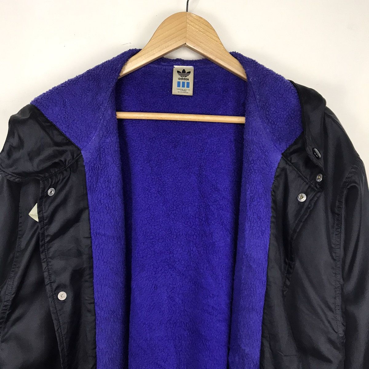 Adidas × RUN DMC BAGGY 90S Vintage Adidas run DMC big logo nylon sherpa Size US M / EU 48-50 / 2 - 7 Thumbnail