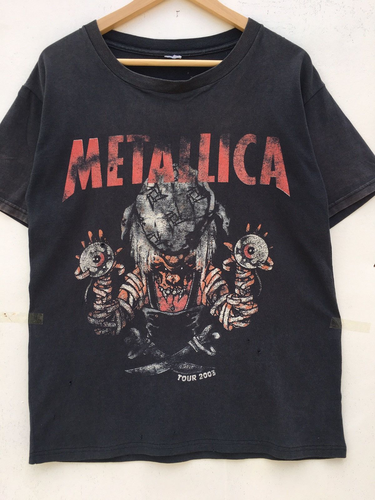 Band Tees Rare Vintage 2003 Metallica Concert Tour Tshirt Size US M / EU 48-50 / 2 - 11 Thumbnail