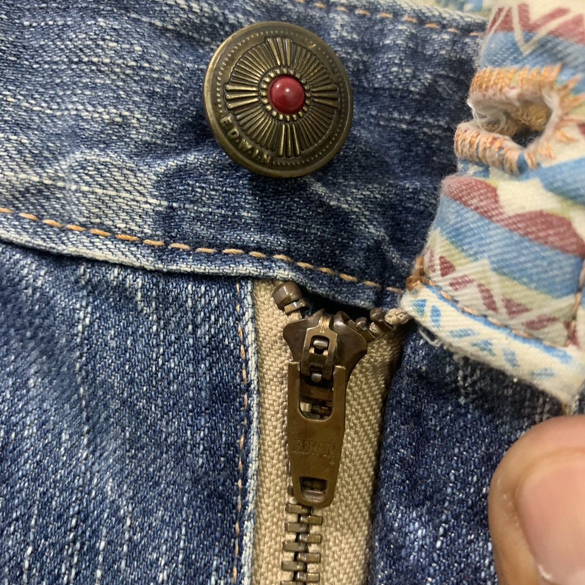 Edwin EDWIN EXCLUSIVE VINTAGE Navajo Handcraft Rugged Denim Jean Size US 32 / EU 48 - 16 Thumbnail