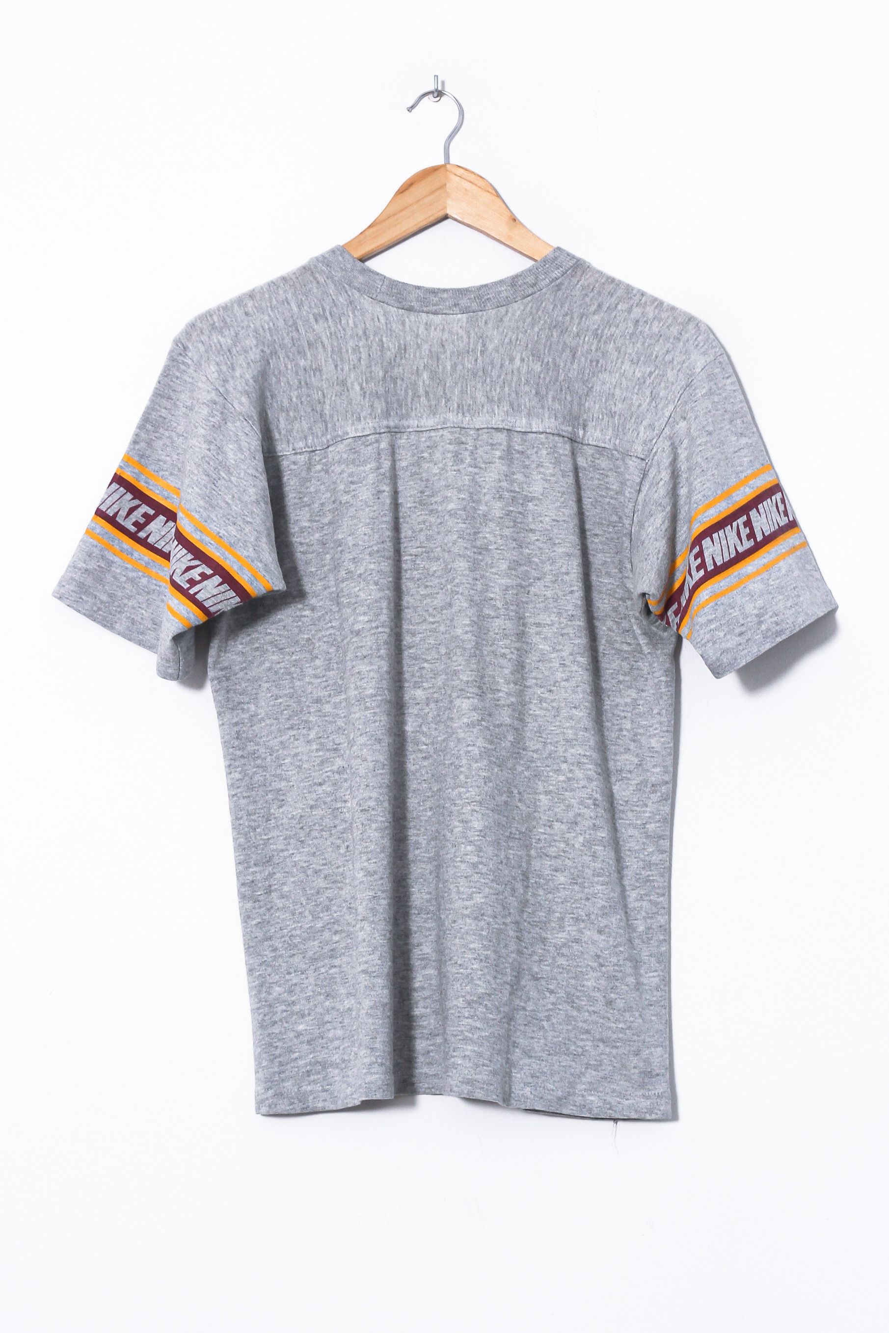 Nike × Vintage Vintage NIKE Tee T Shirt 80s A7593 Size US S / EU 44-46 / 1 - 2 Thumbnail