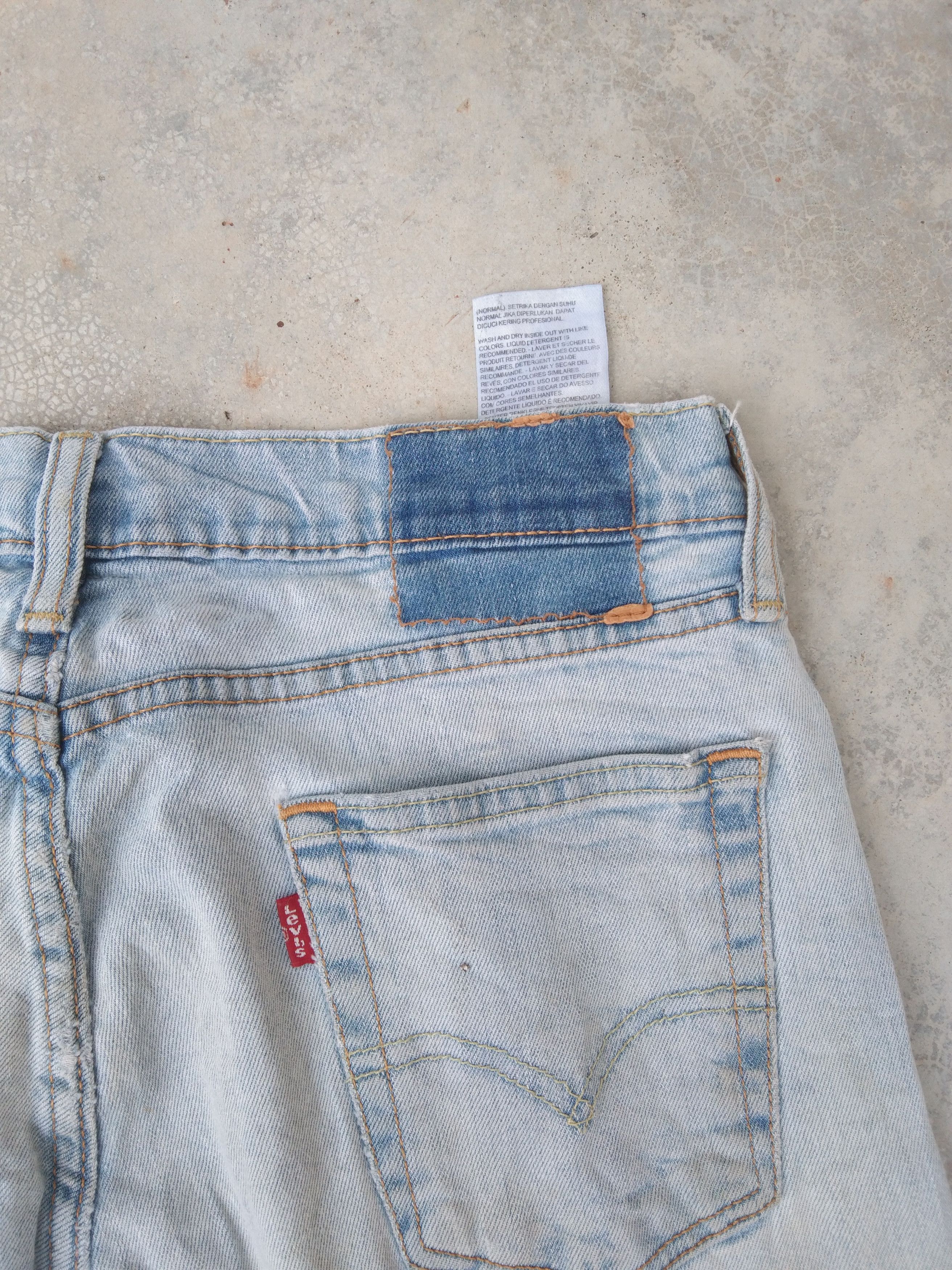 Jean × Levi's × Vintage Vintage Levi's Jeans 514 Ripped Distressed Jeans 30x32 Size US 30 / EU 46 - 3 Thumbnail
