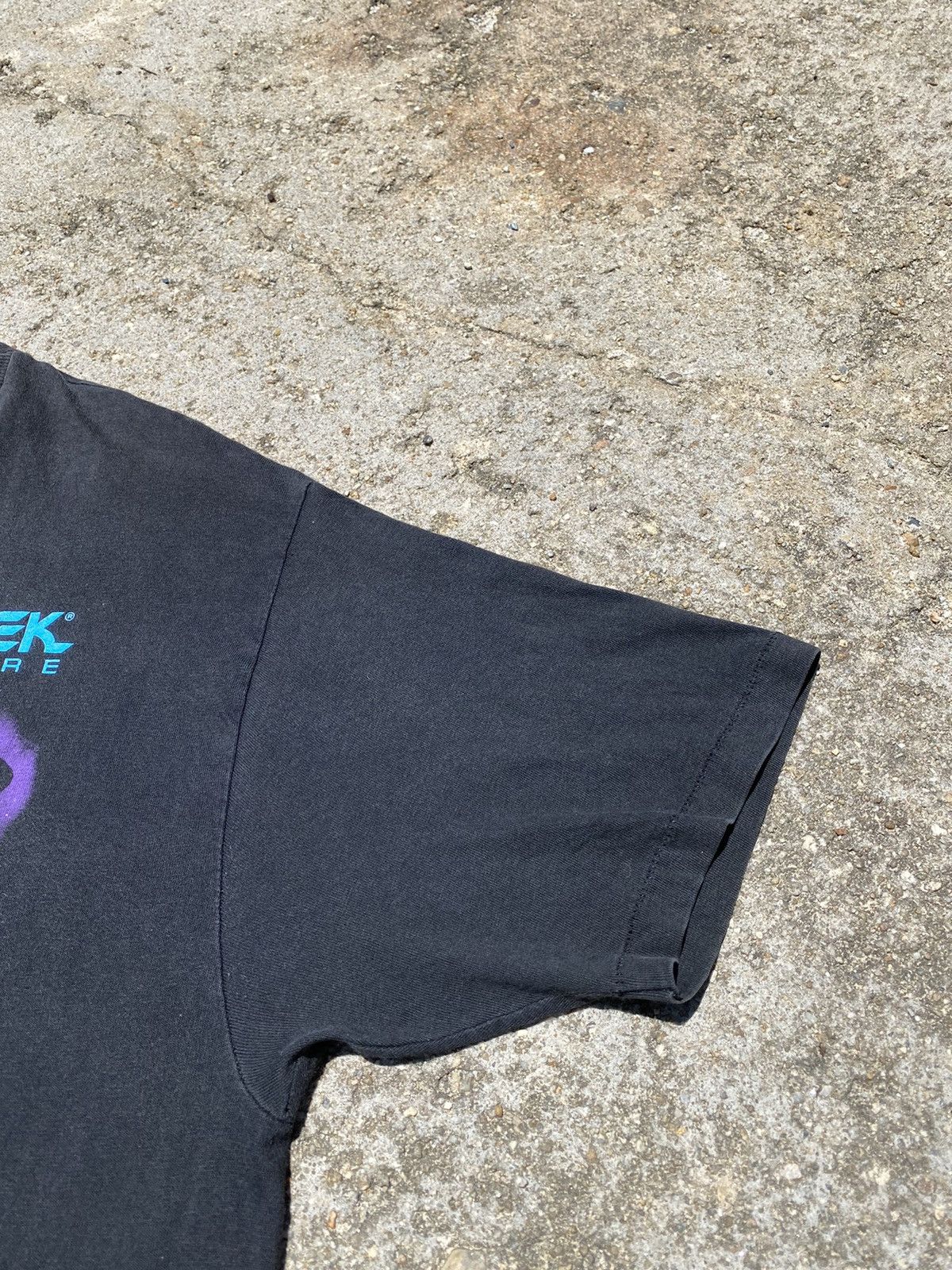Vintage vintage rare 1993 movie star trek adventure graphics tee Size US XL / EU 56 / 4 - 7 Thumbnail