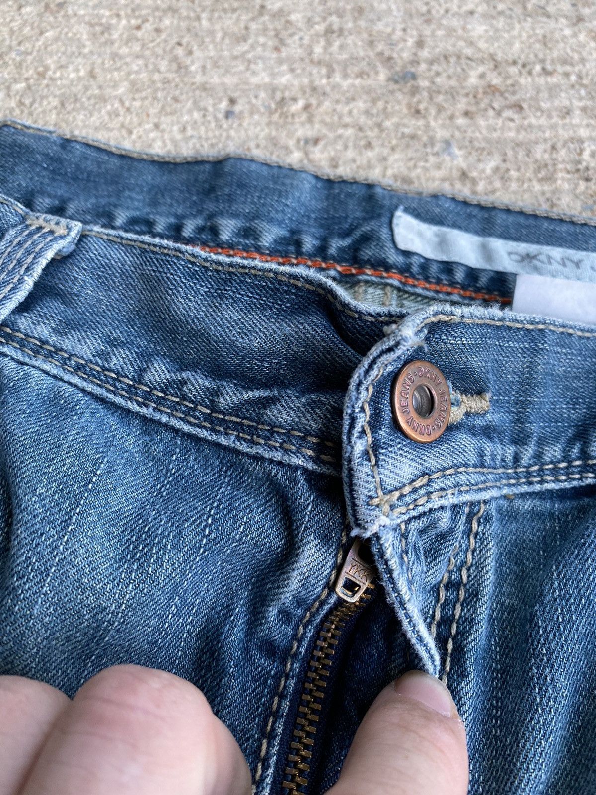 DKNY × Vintage Vintage Y2K Crazy DKNY Baggy Loose Faded Jeans Size US 36 / EU 52 - 6 Thumbnail