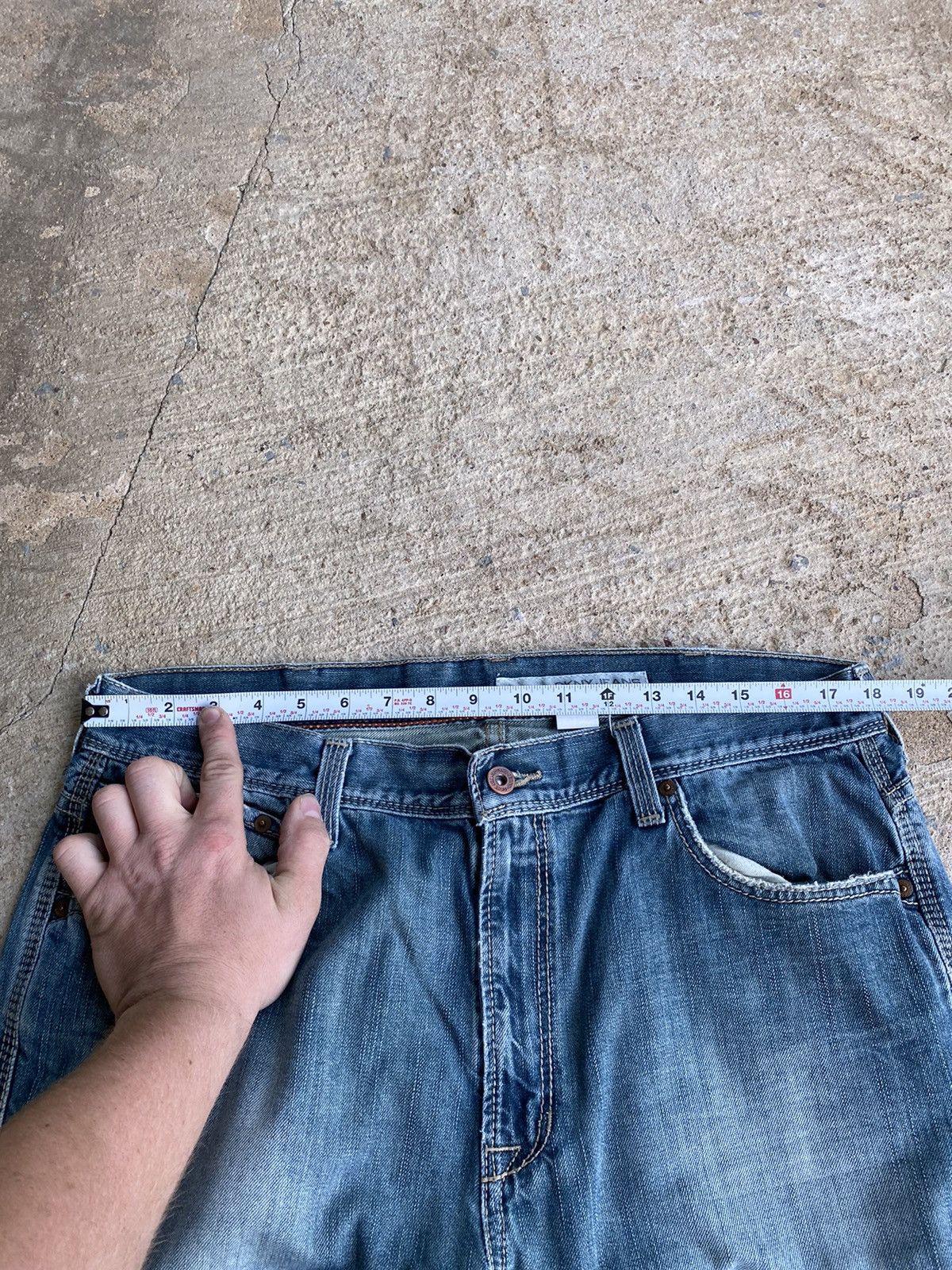 DKNY × Vintage Vintage Y2K Crazy DKNY Baggy Loose Faded Jeans Size US 36 / EU 52 - 12 Thumbnail