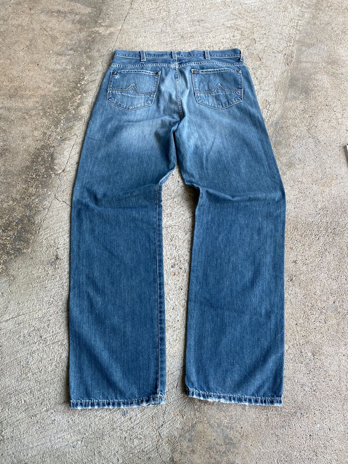 DKNY × Vintage Vintage Y2K Crazy DKNY Baggy Loose Faded Jeans Size US 36 / EU 52 - 7 Thumbnail