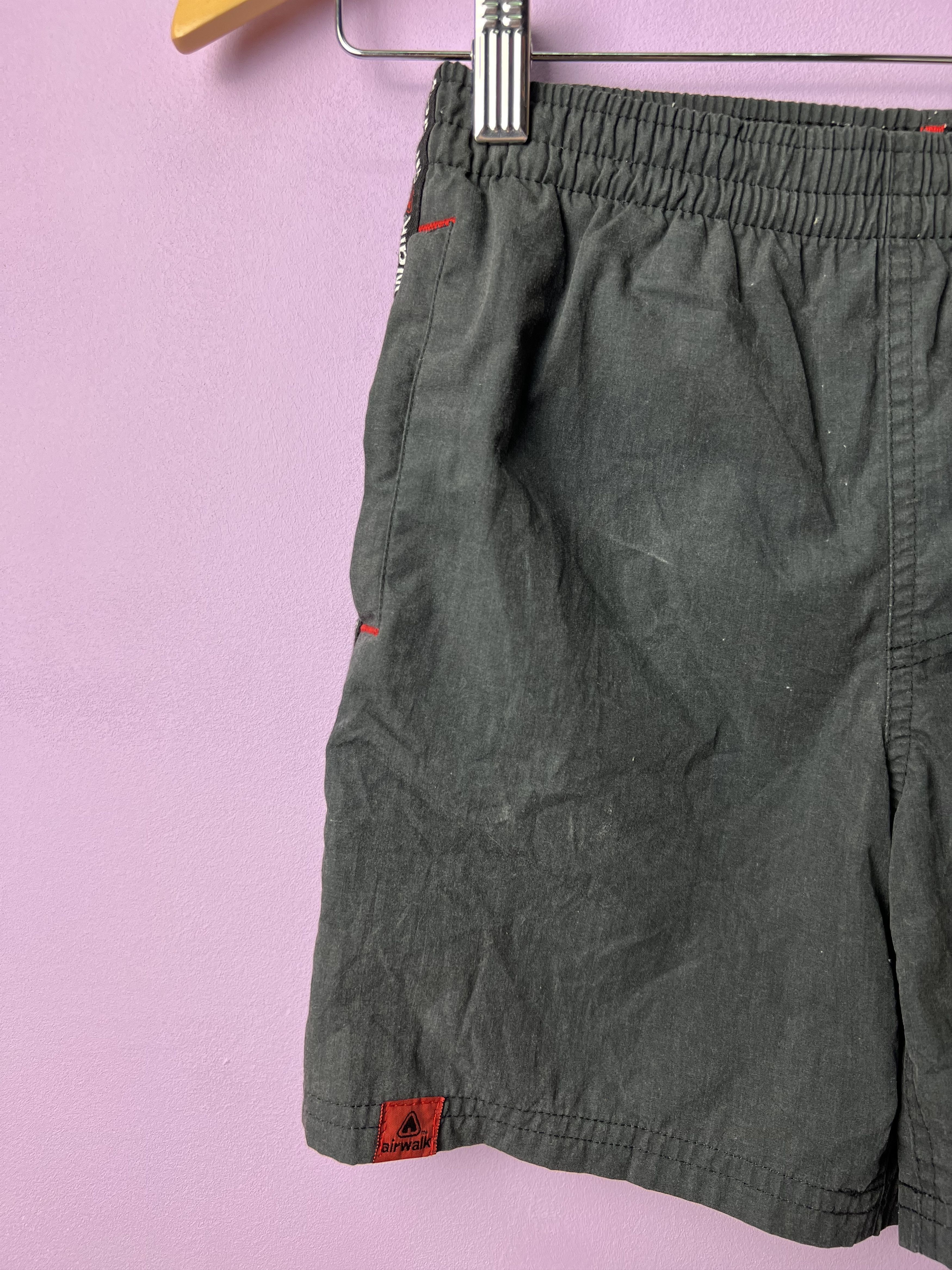 Airwalk 🔥Airwalk Side Stripe Short Pants for Kids Size US 26 / EU 42 - 6 Thumbnail