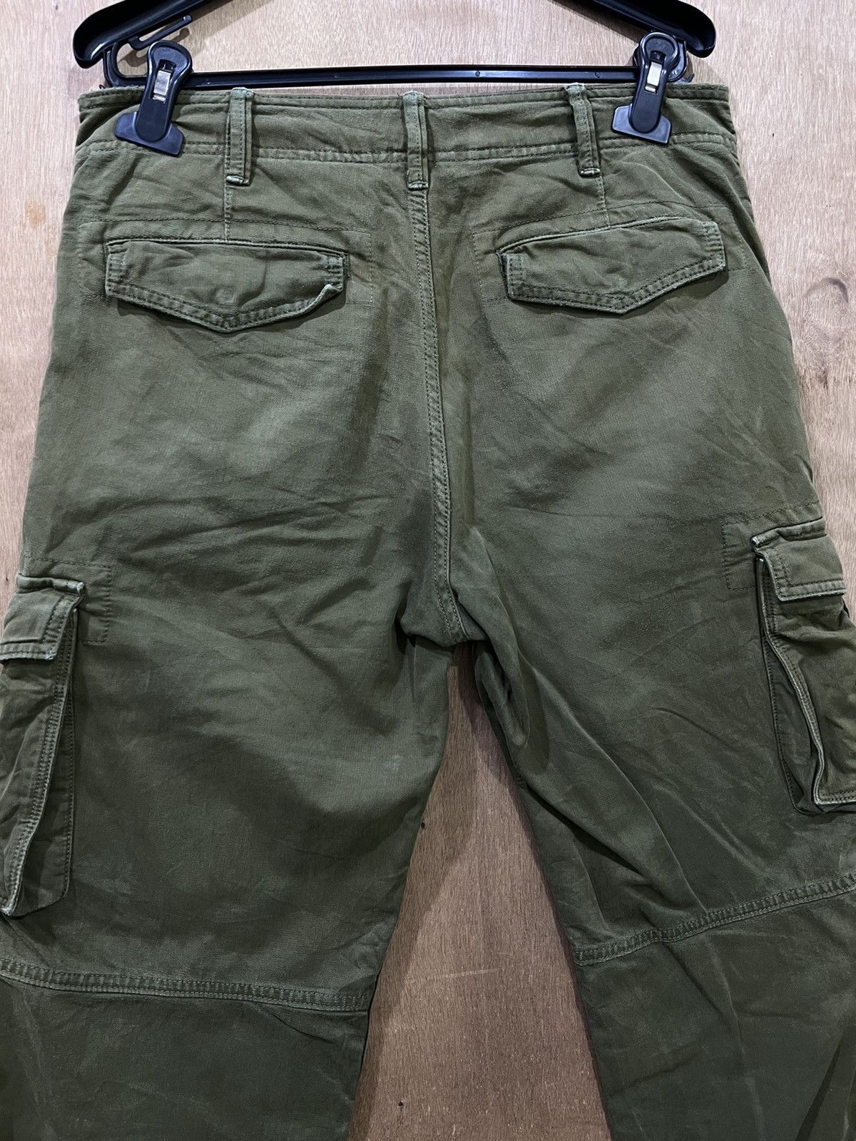 Uniqlo UNIQLO Double Knee Multipocket Tactical Utility Cargo Pant Size US 32 / EU 48 - 4 Thumbnail